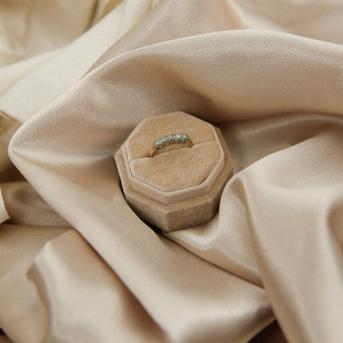 Vintage 14k Diamond Five Stone Band | sz 5.5