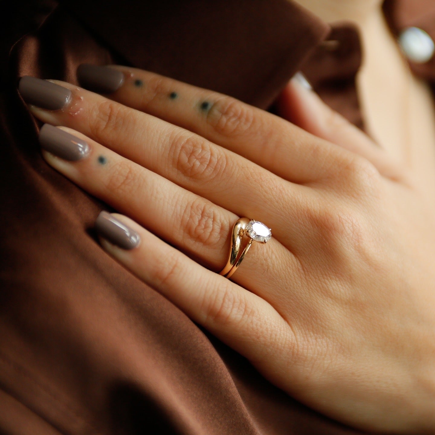 Ilya | Wave Wedding Band