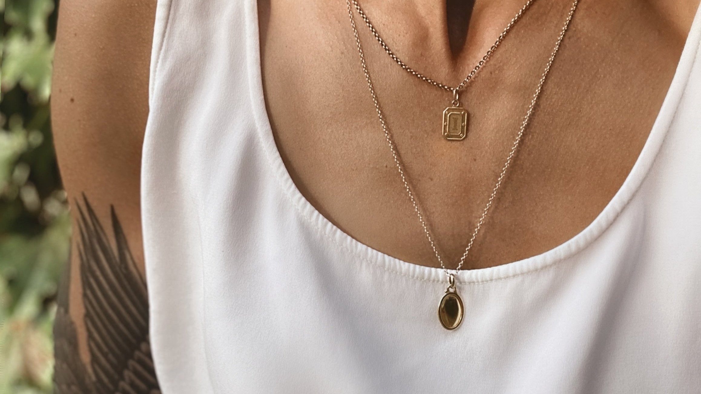 Vintage 19k Portuguese Letter "P" Charm