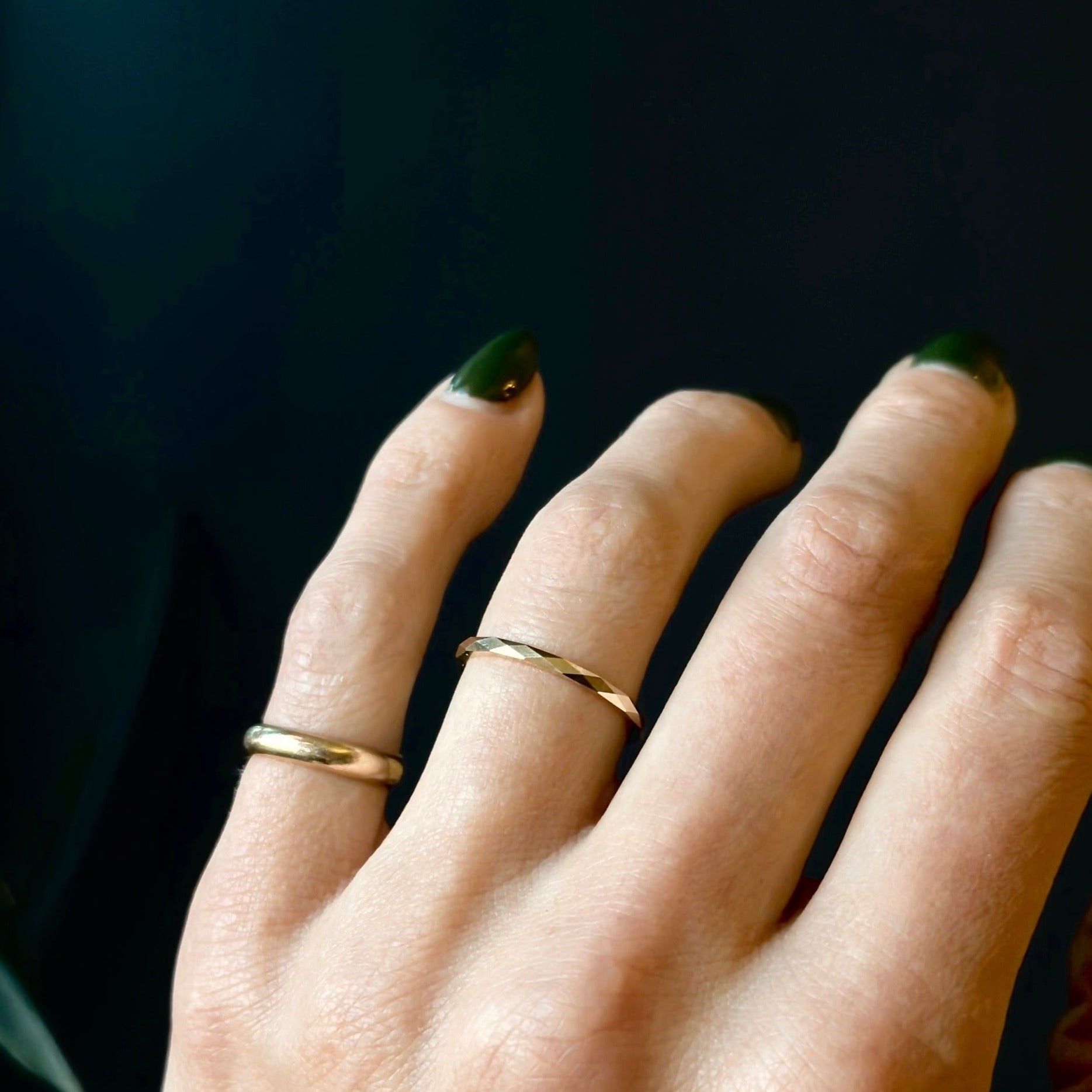 Yellow gold faceted pattern ring by unique Milwaukee Jewelry shop Cival. Fine jewelry designs for anniversary presents, birthday presents or special occasions.