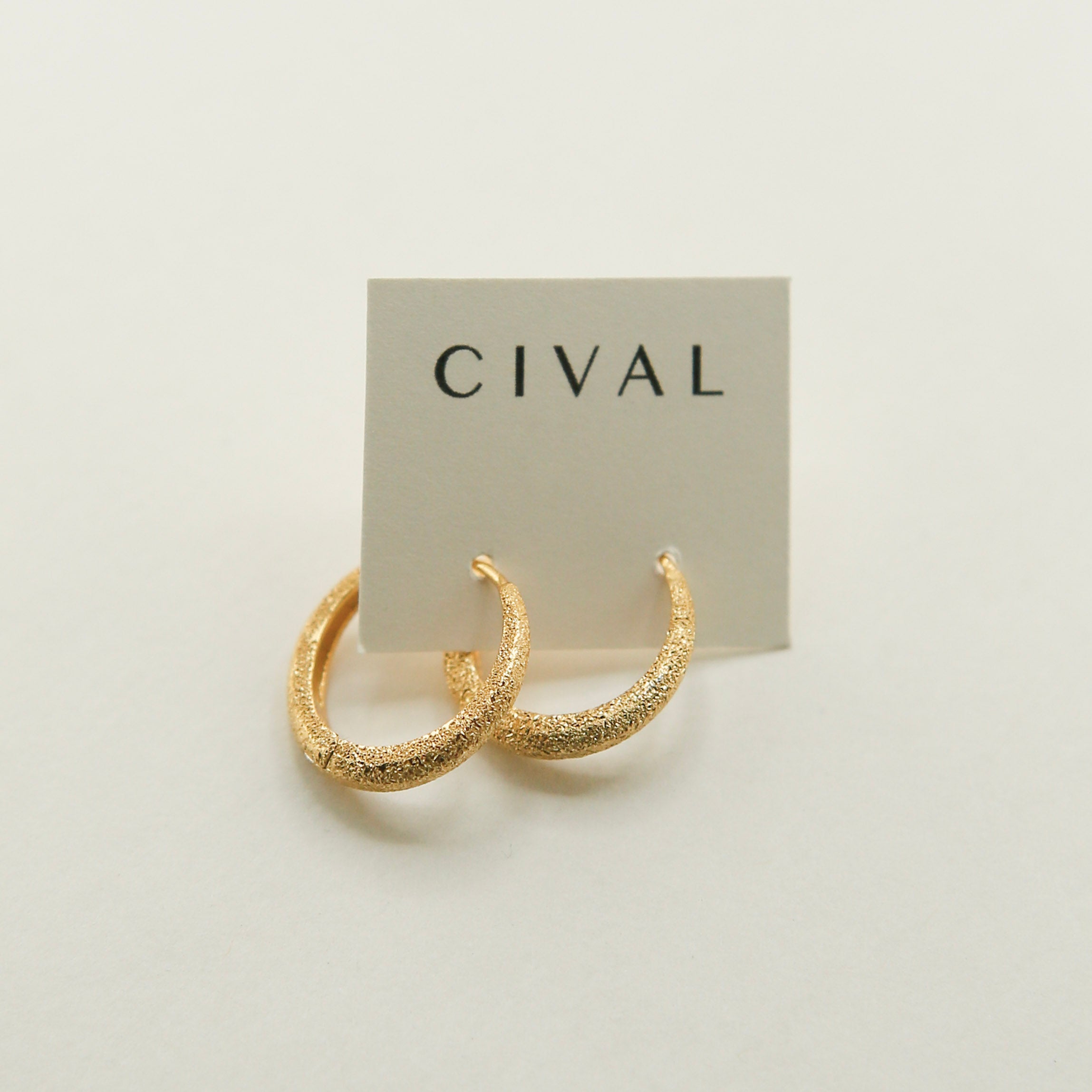 *new* Lenora | Huggie Hoop