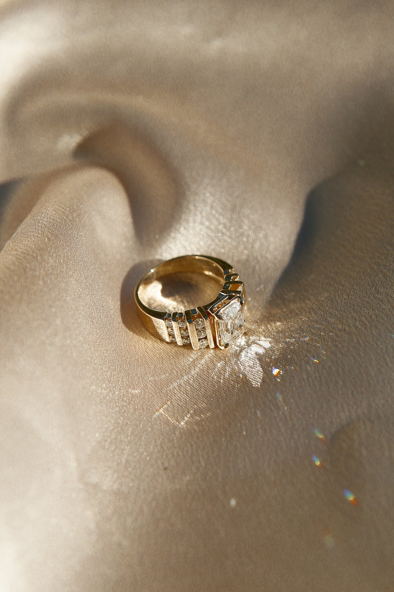 Structured Bar Set Engagement Ring | sz 5