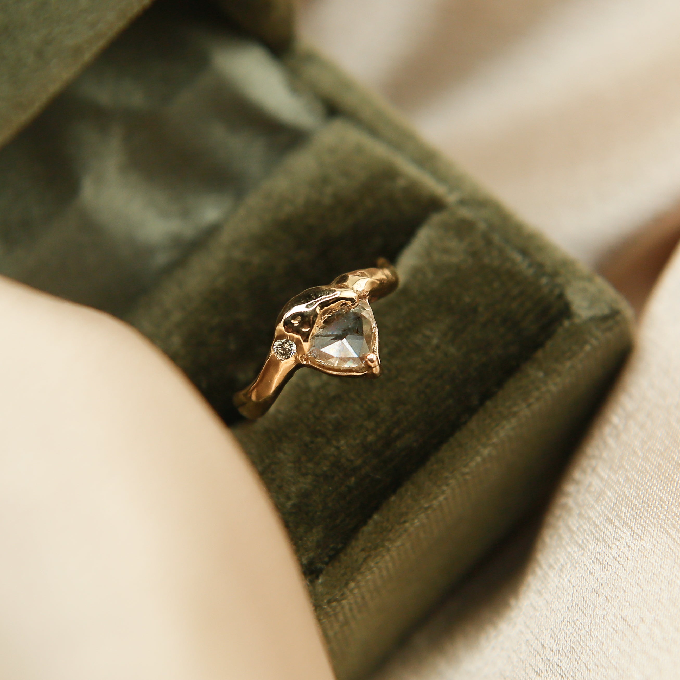 Lauren Landa Rose Cut Trillion | sz 5