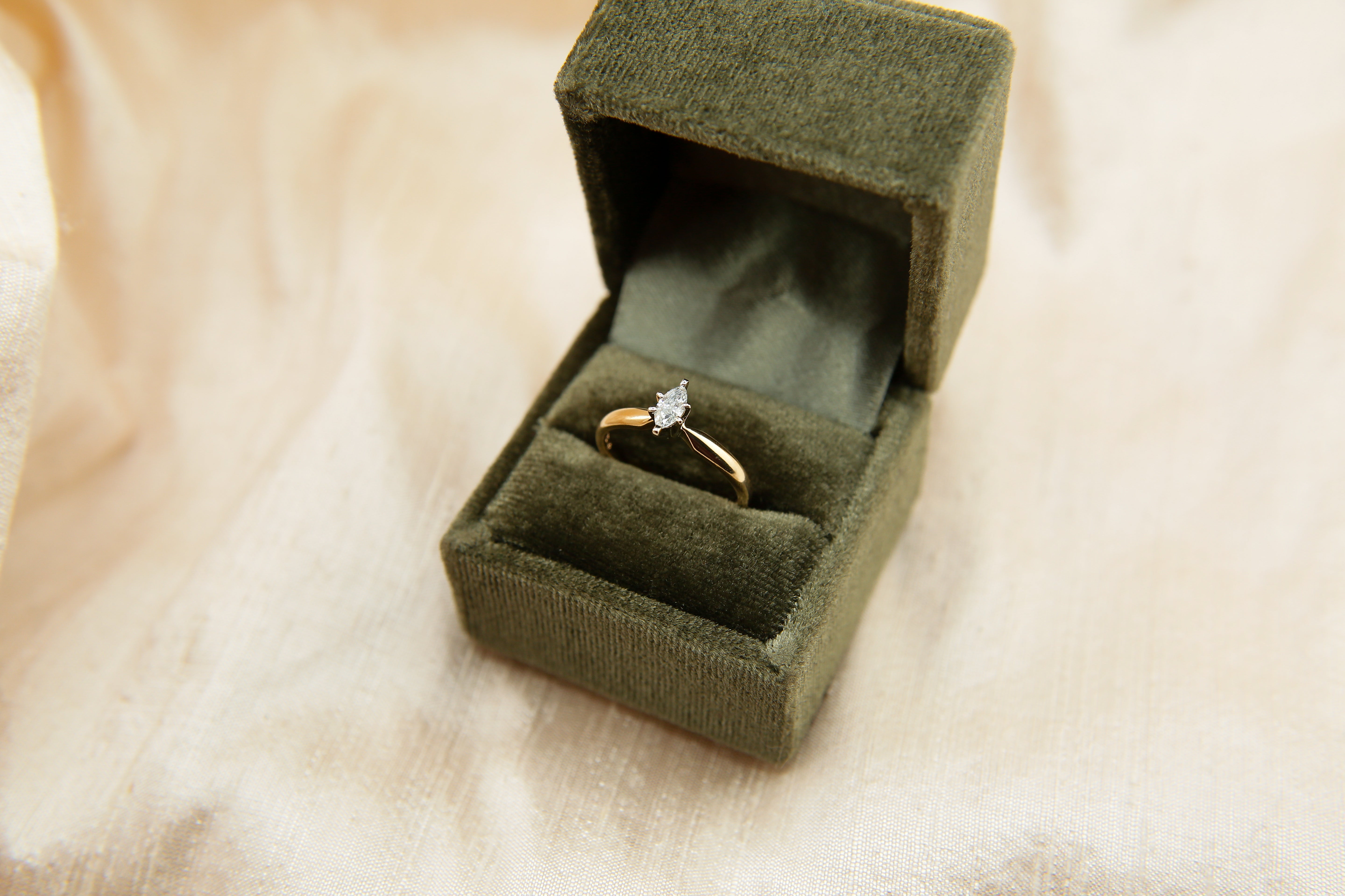 Timeless 14k Vintage Marquise Solitaire Engagement Ring | sz 6.5