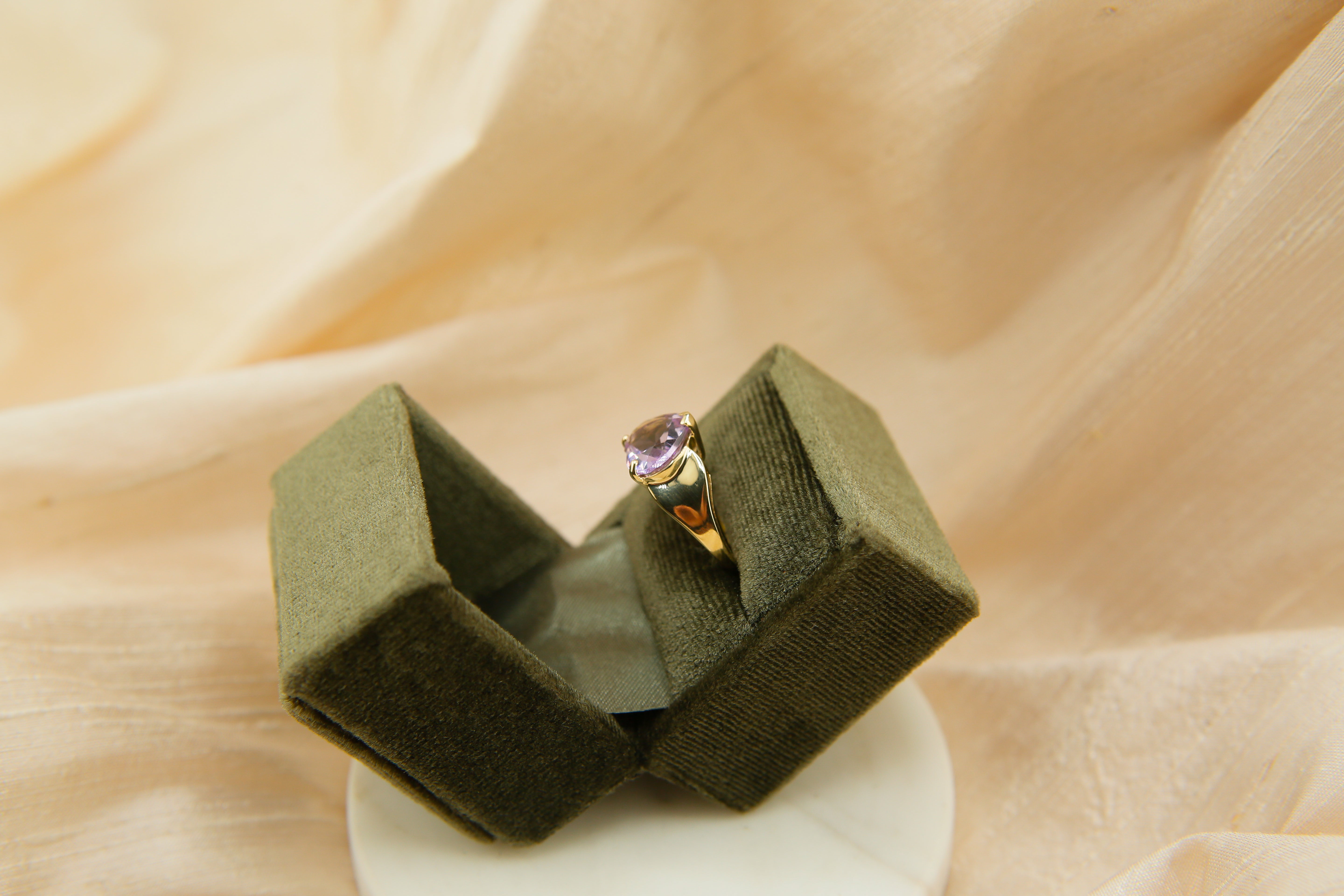 Vintage 10k Amethyst Heart Ring | sz 7
