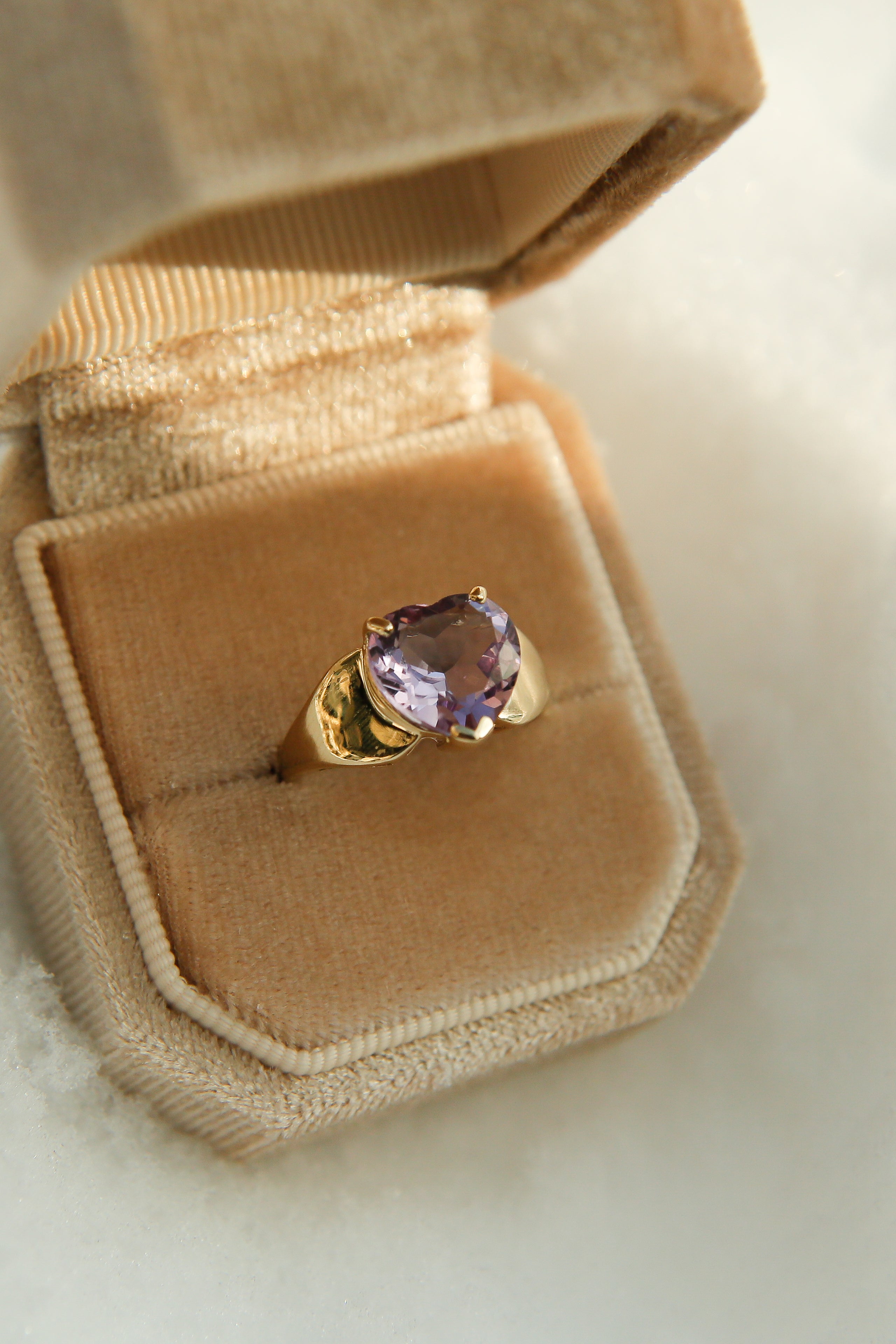 Vintage 10k Amethyst Heart Ring | sz 7