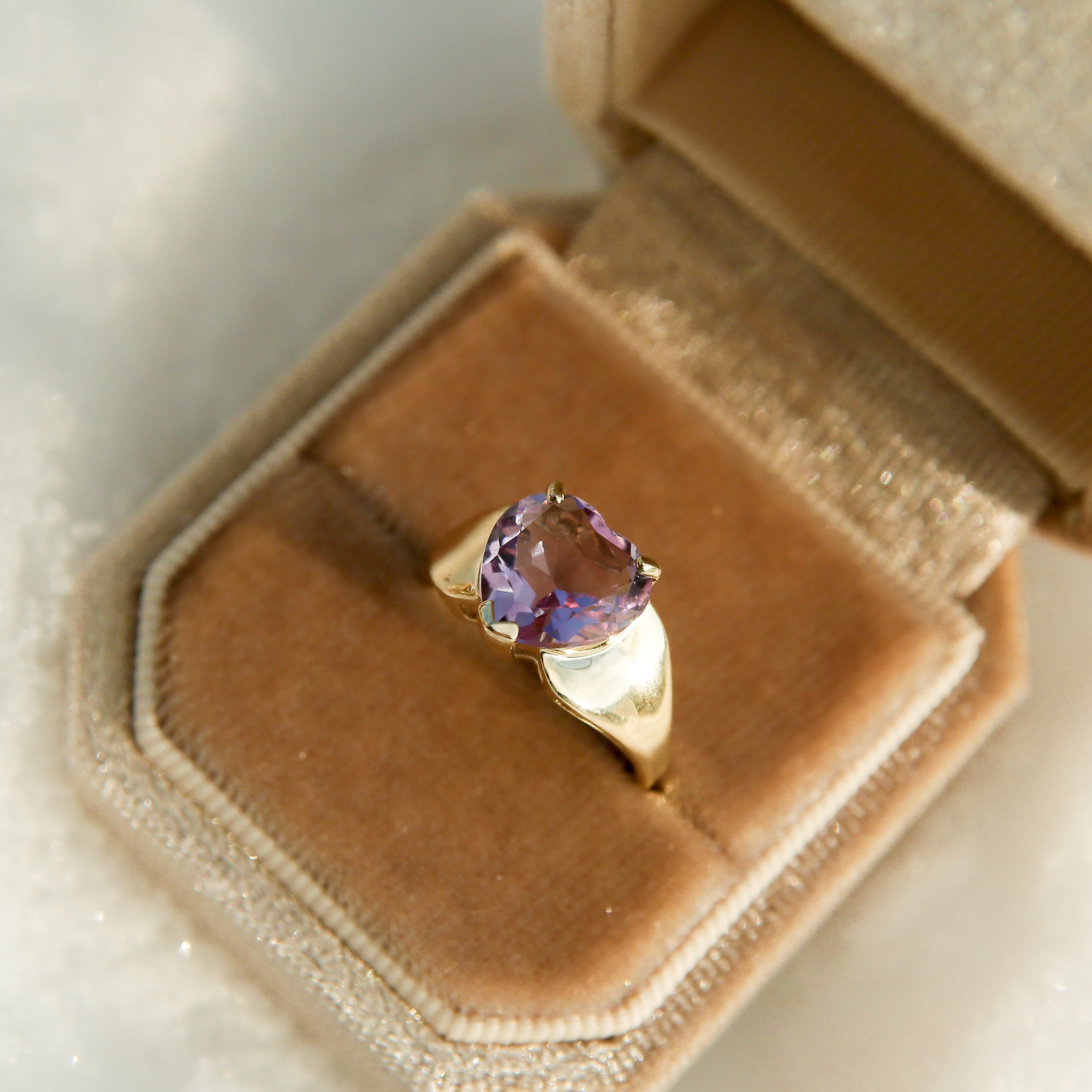 Vintage 10k Amethyst Heart Ring | sz 7