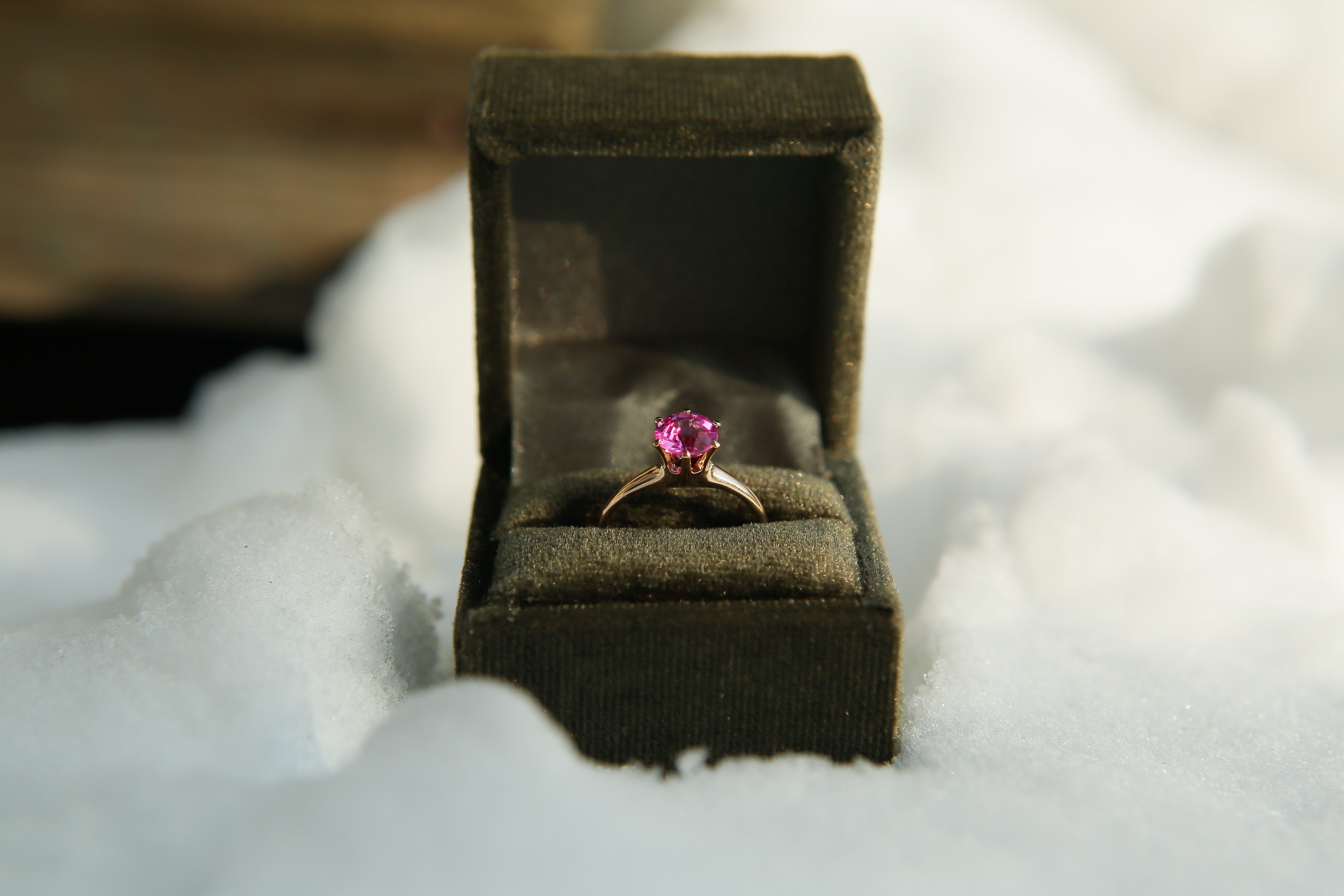 Antique Crown Set Lab Ruby | sz 5.75