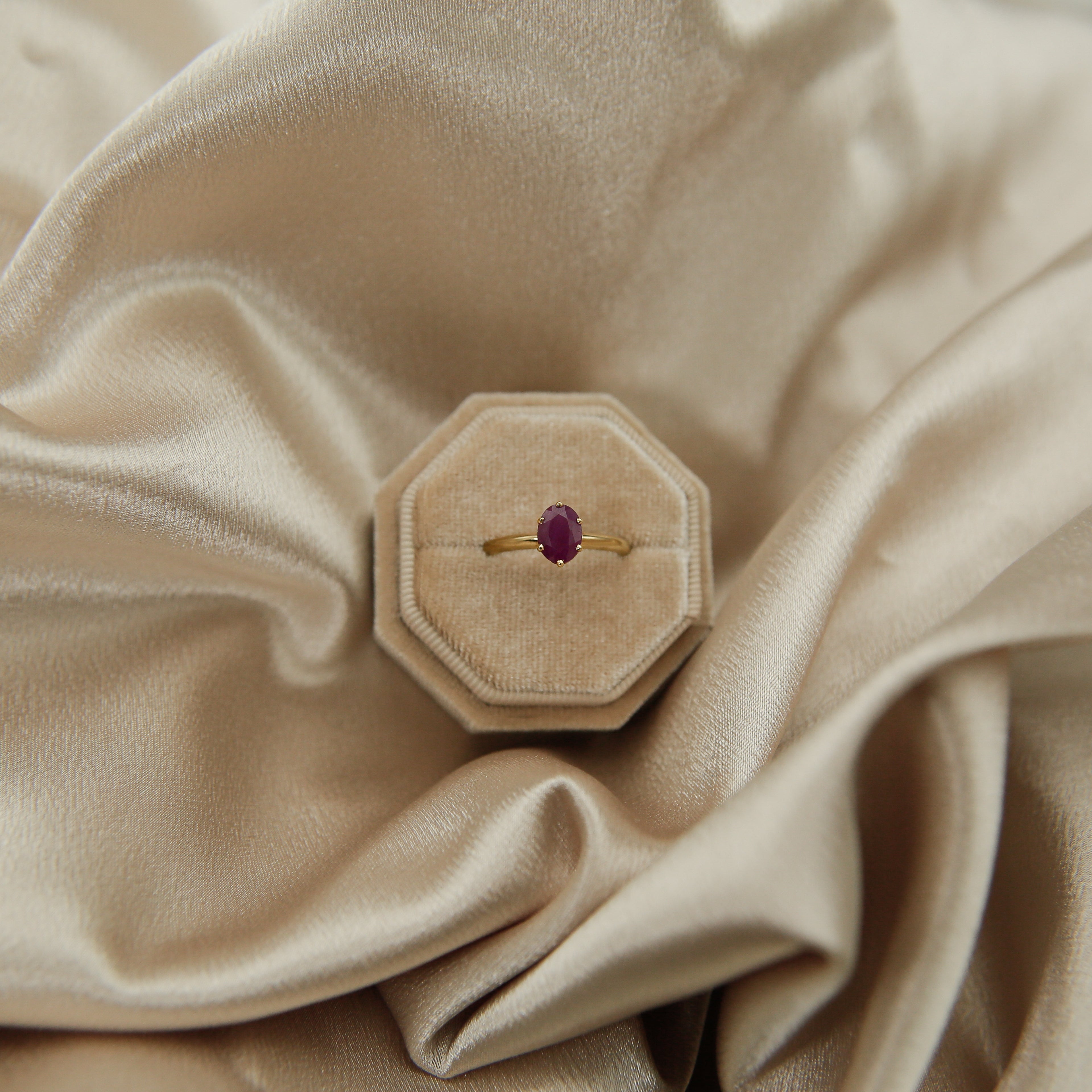 10k Antique Natural Ruby Solitaire Ring | sz 8