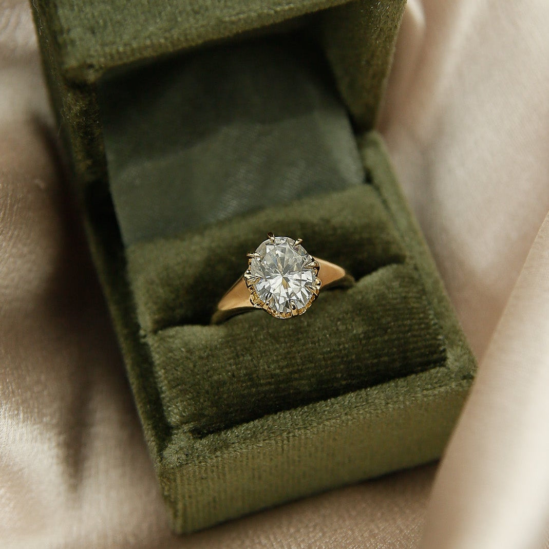 Amelia 3.0 Moissanite | sz 7