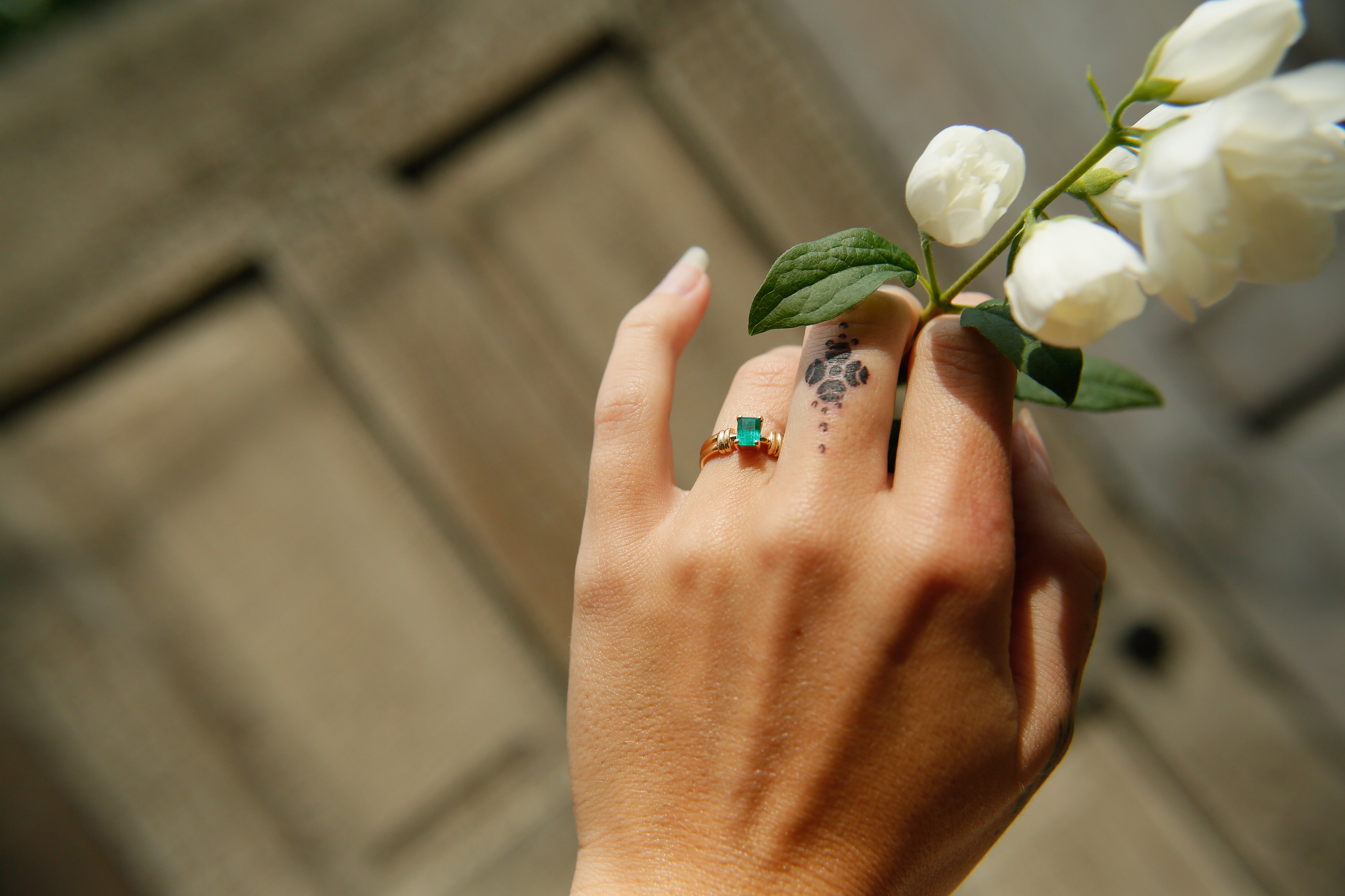 18k Deco 0.3 ct Natural Emerald Solitaire | sz 6