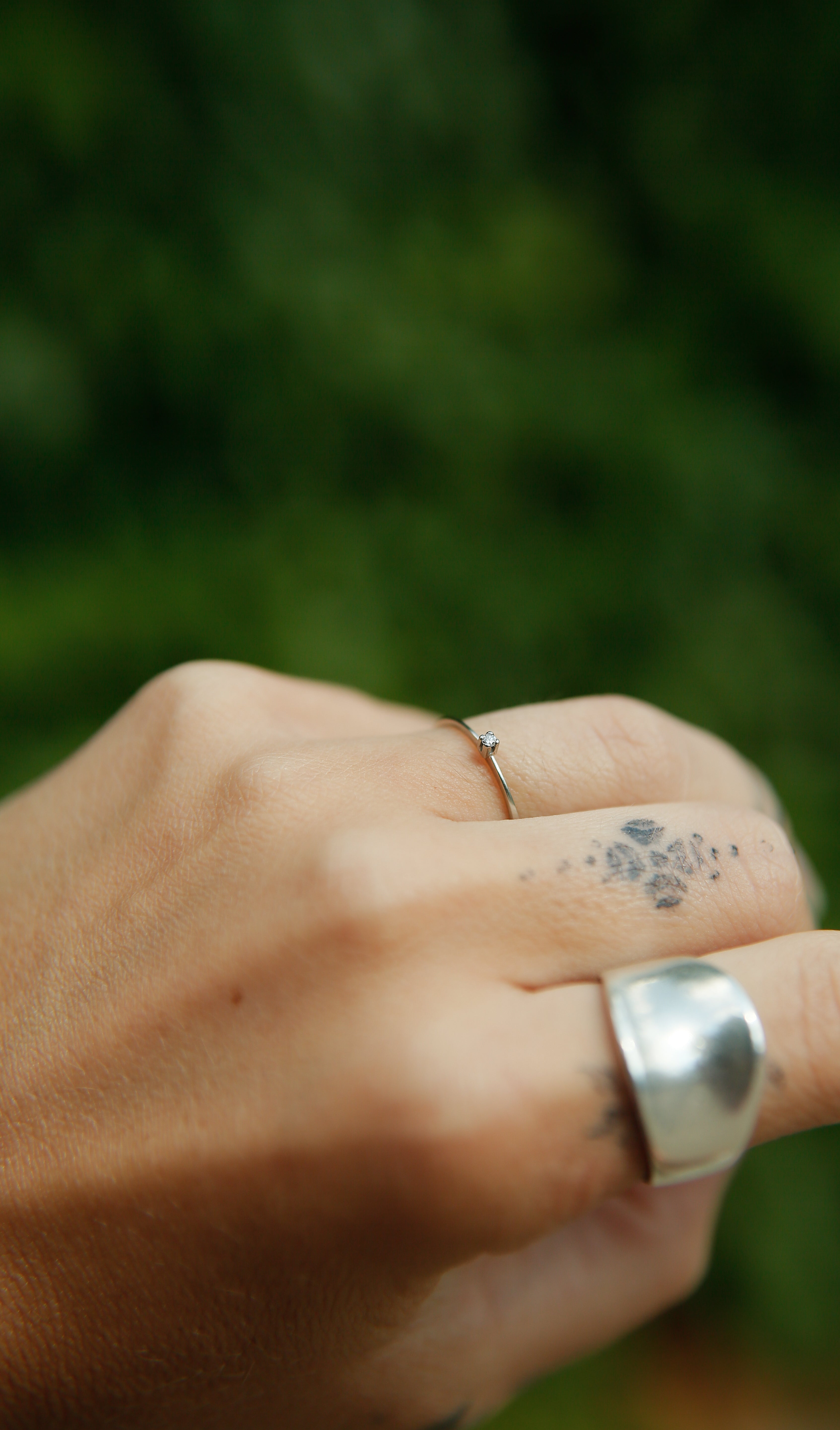 19k White Sapphire Ring | sz 5.75