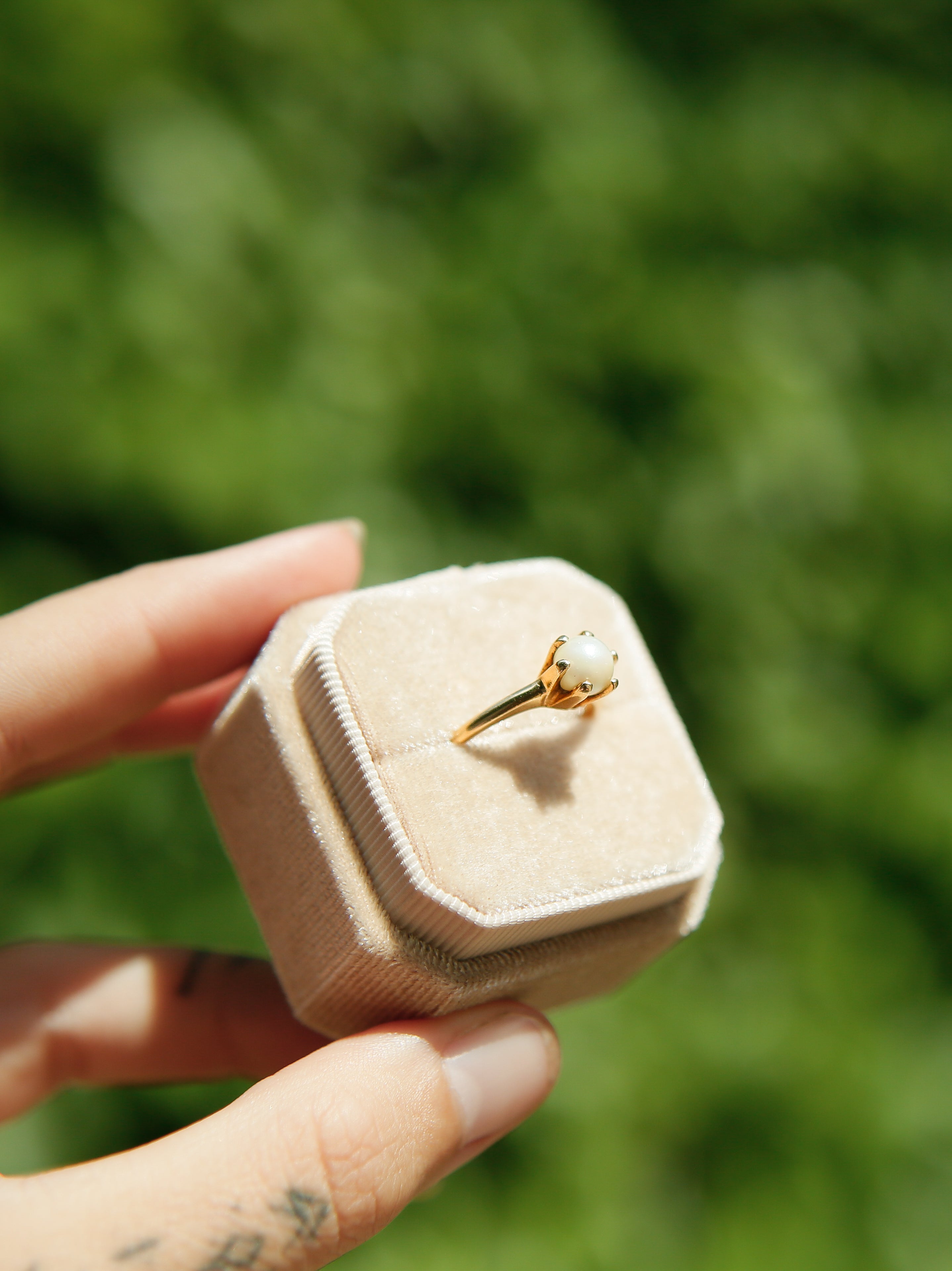10k 1930's Solitaire Pearl | sz. 6
