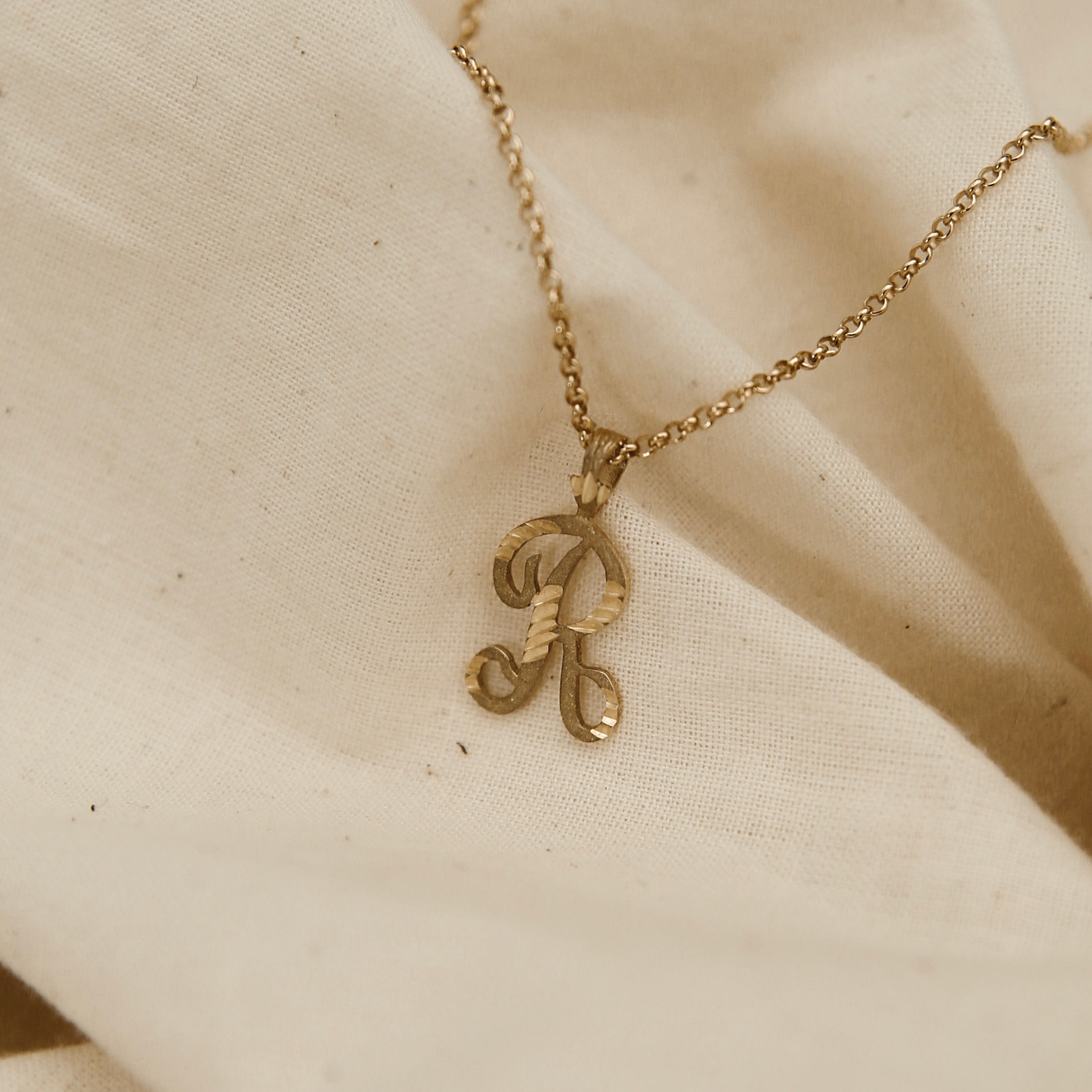 80's "R" Letter | Necklace Charm