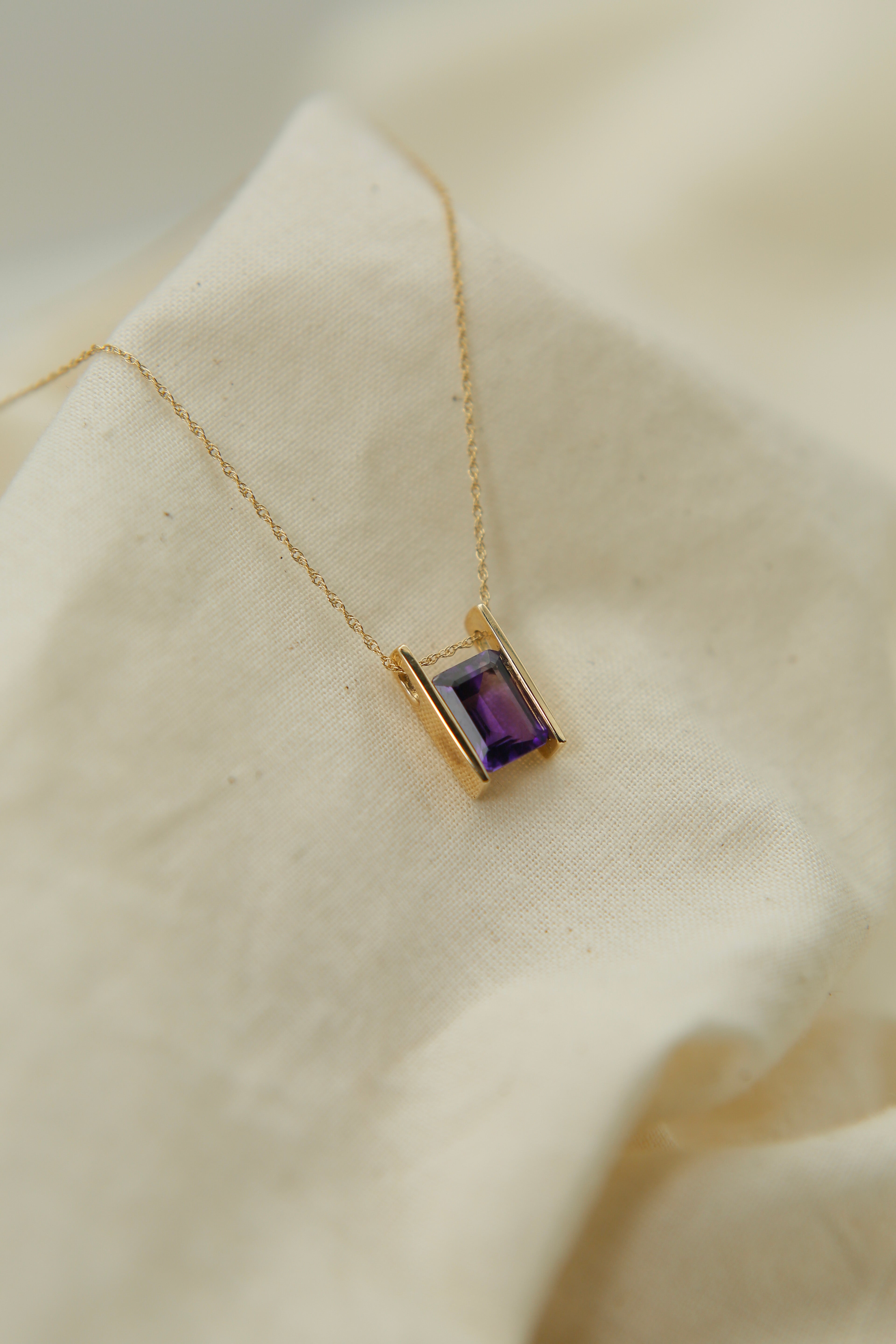 Modern Amethyst Pendant Necklace