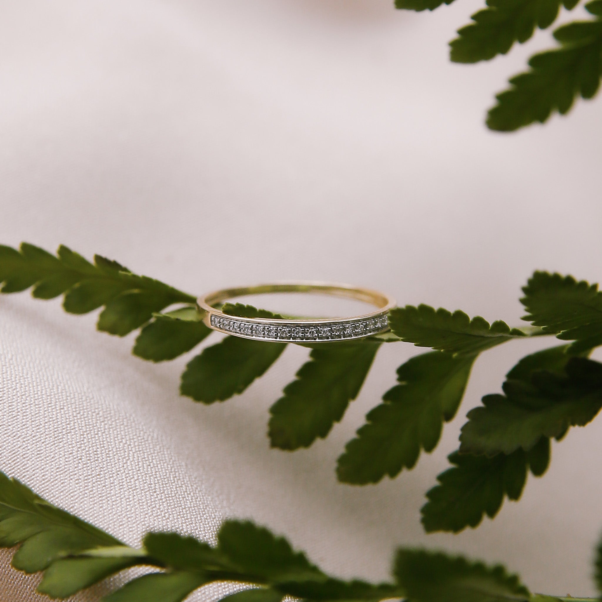 14K Diamond Band