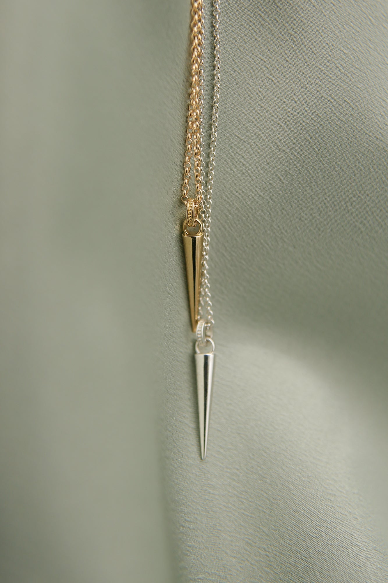 Mave Brass Pendant I Necklace