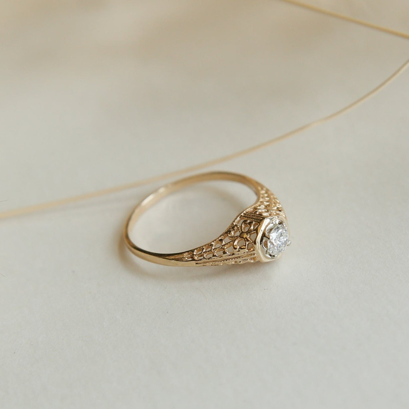 1920's Floral Filigree Diamond Ring | Sz 9.75