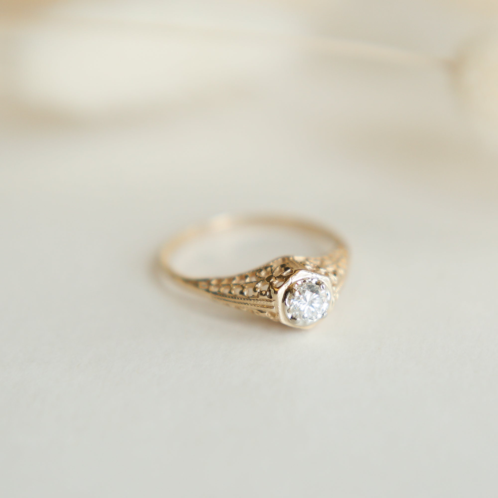 1920's Floral Filigree Diamond Ring | Sz 9.75