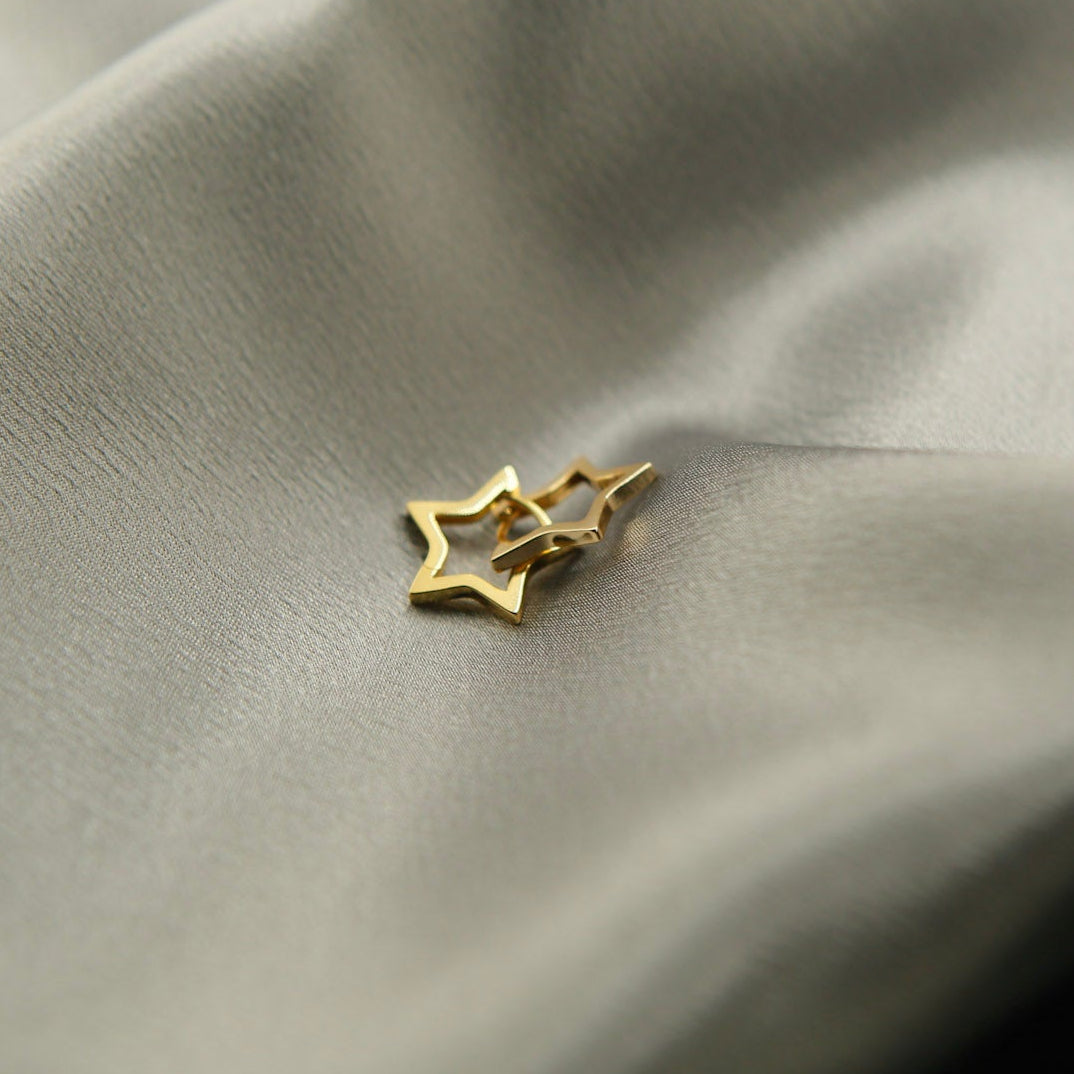 *new* Stella | Huggie Hoop