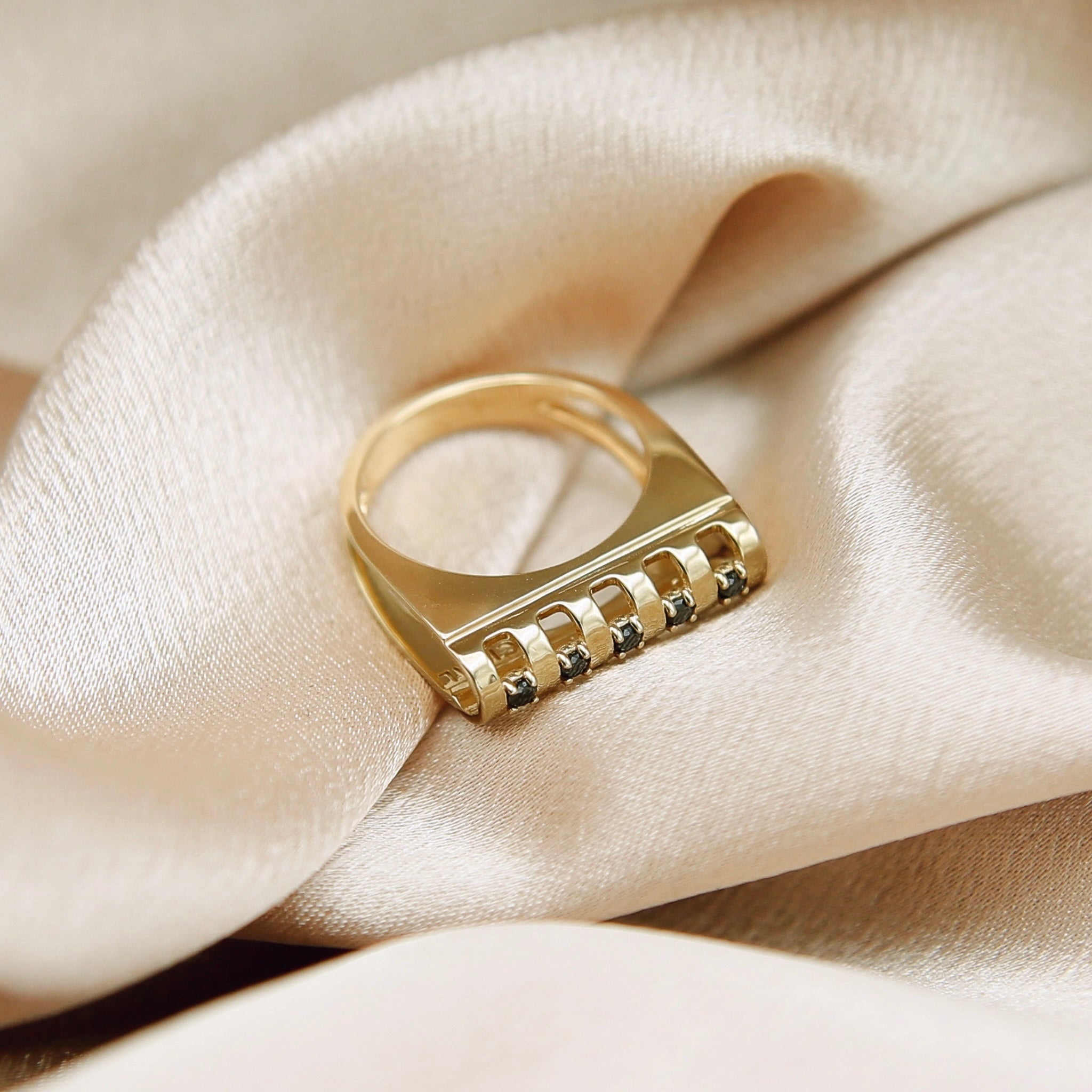 Evora | CIVAL ORIGINAL | 14k & Diamond Ring