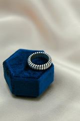 Vintage Heavy Textured Sterling Silver Ring | Sz 7