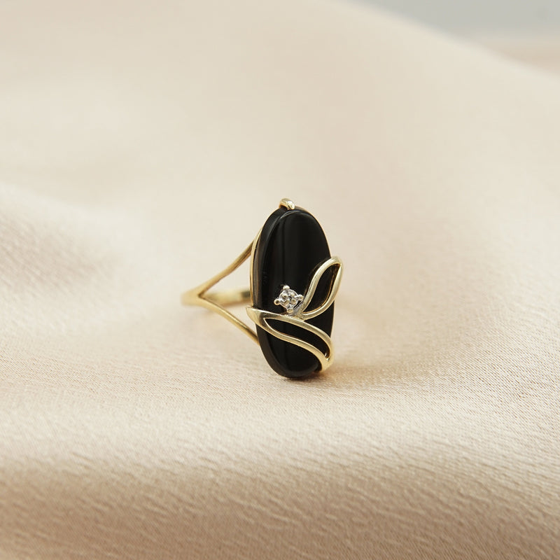 Black stone rings… quirky, individual and always elegant. | Black stone ring,  Black rings, Stone rings