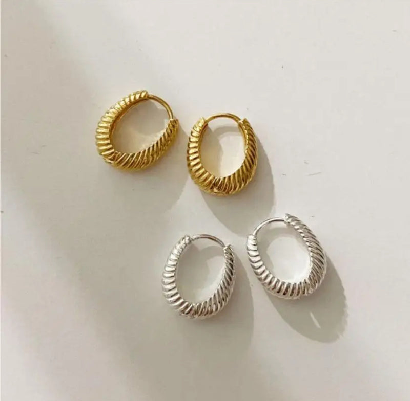 Olivia Hoops