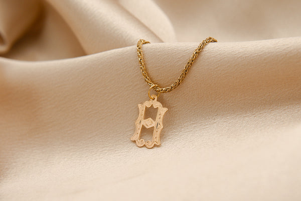 Vintage 19k Portuguese Letter "H" Charm