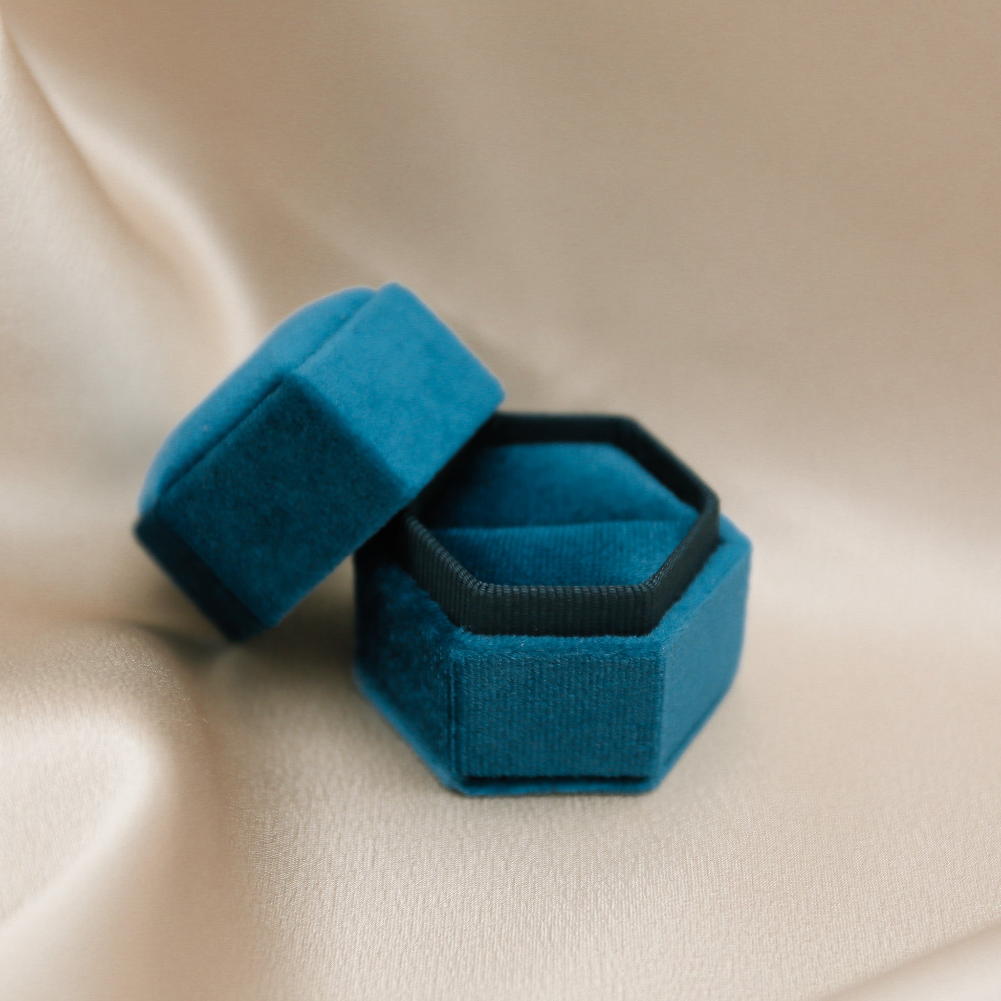 Hexagon Velvet Ring Box