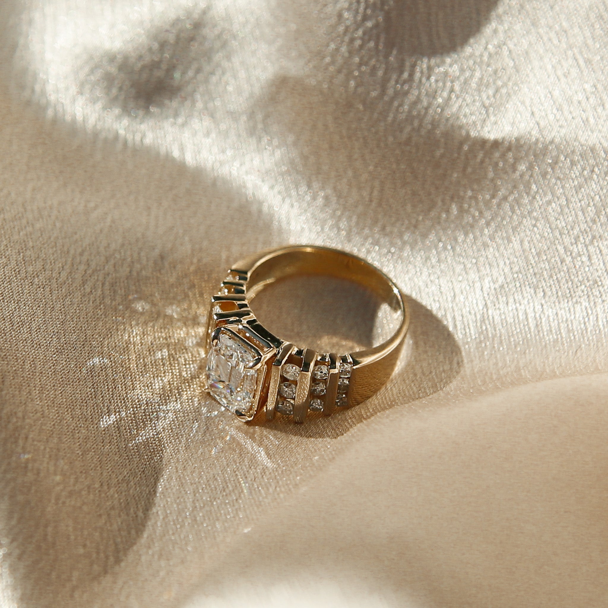 Structured Bar Set Engagement Ring | sz 5