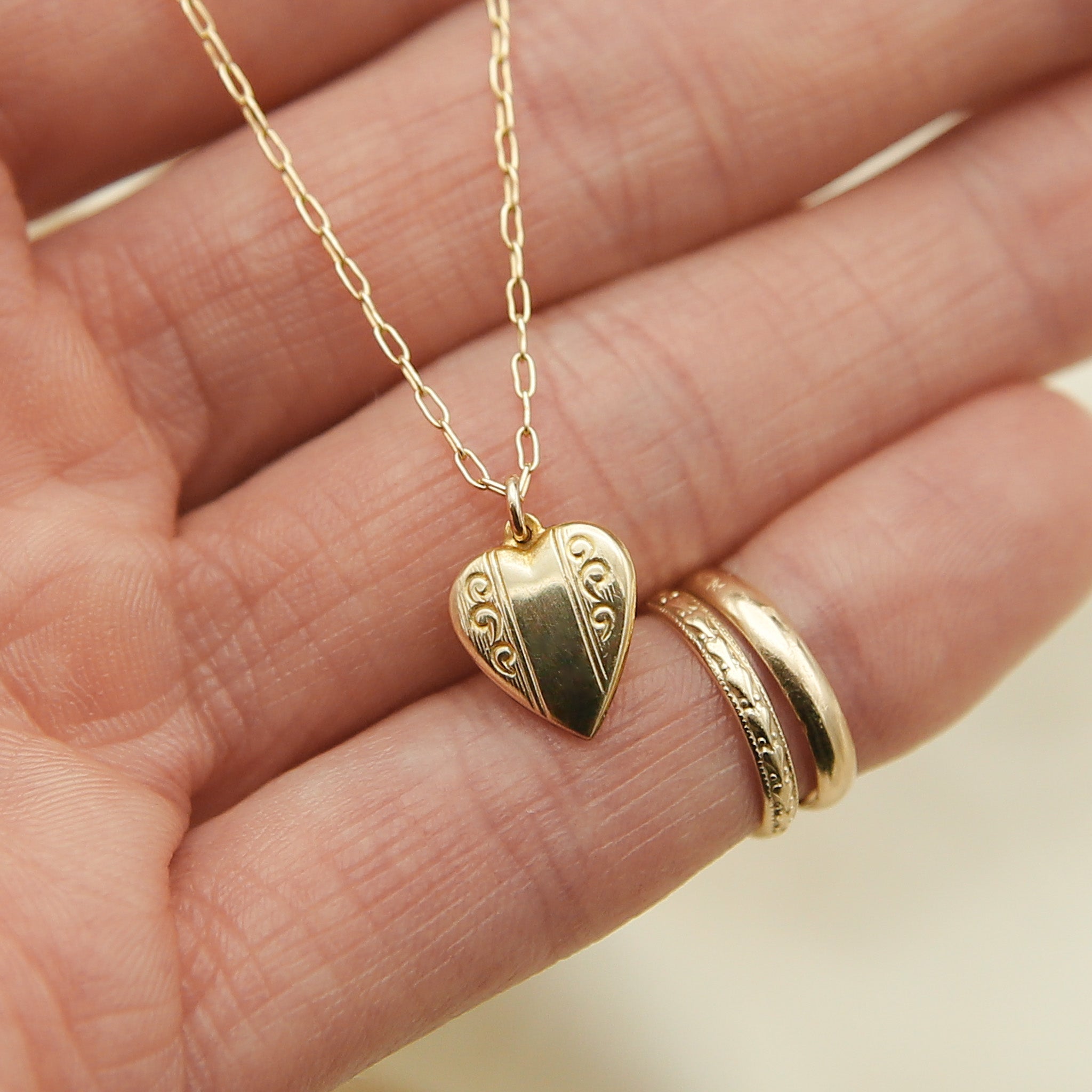 10k solid vintage heart charm