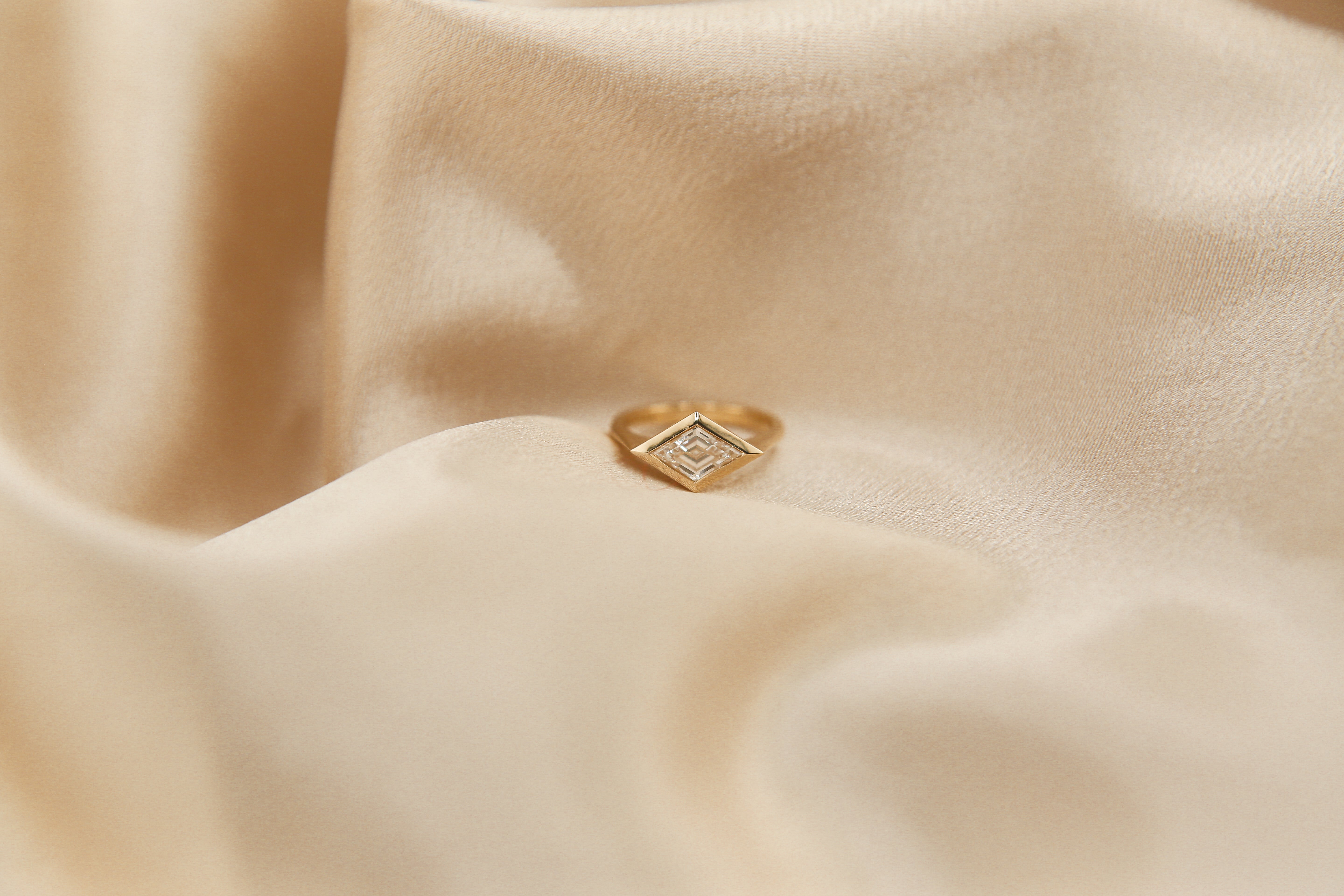 1ct Lozenge Joey 14k | sz 6