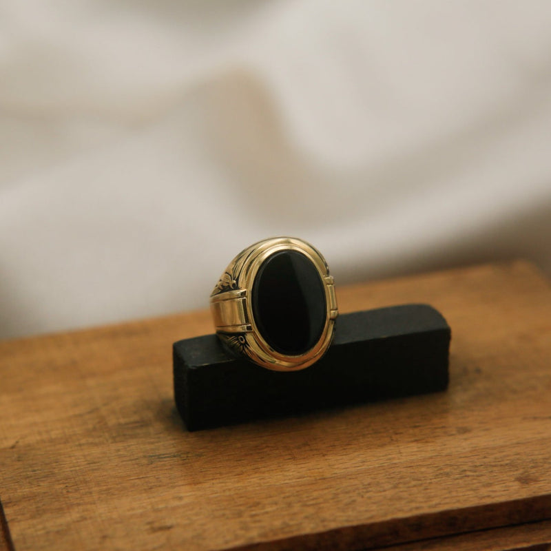 Vintage Onyx Ring | Sz 8.5