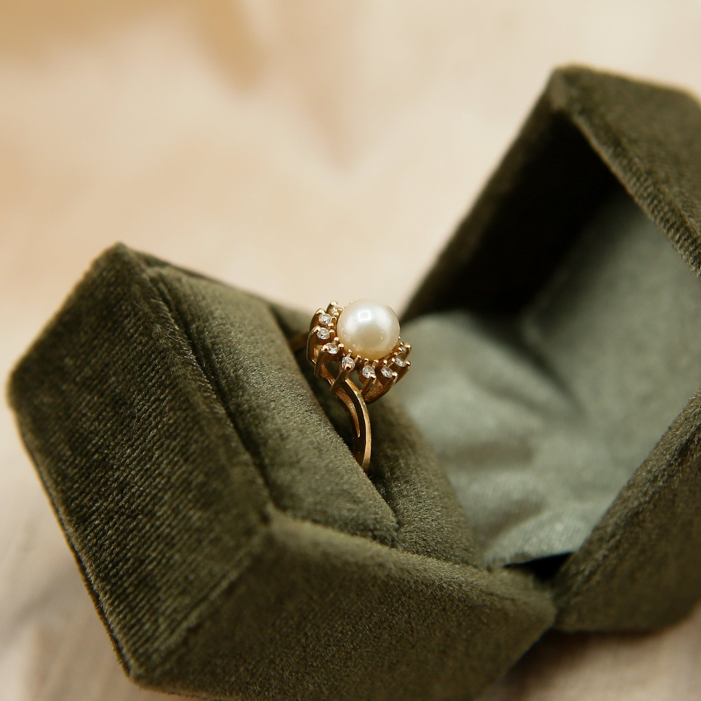 60's Pearl & Diamond Halo with Bypass Band | sz 6.75