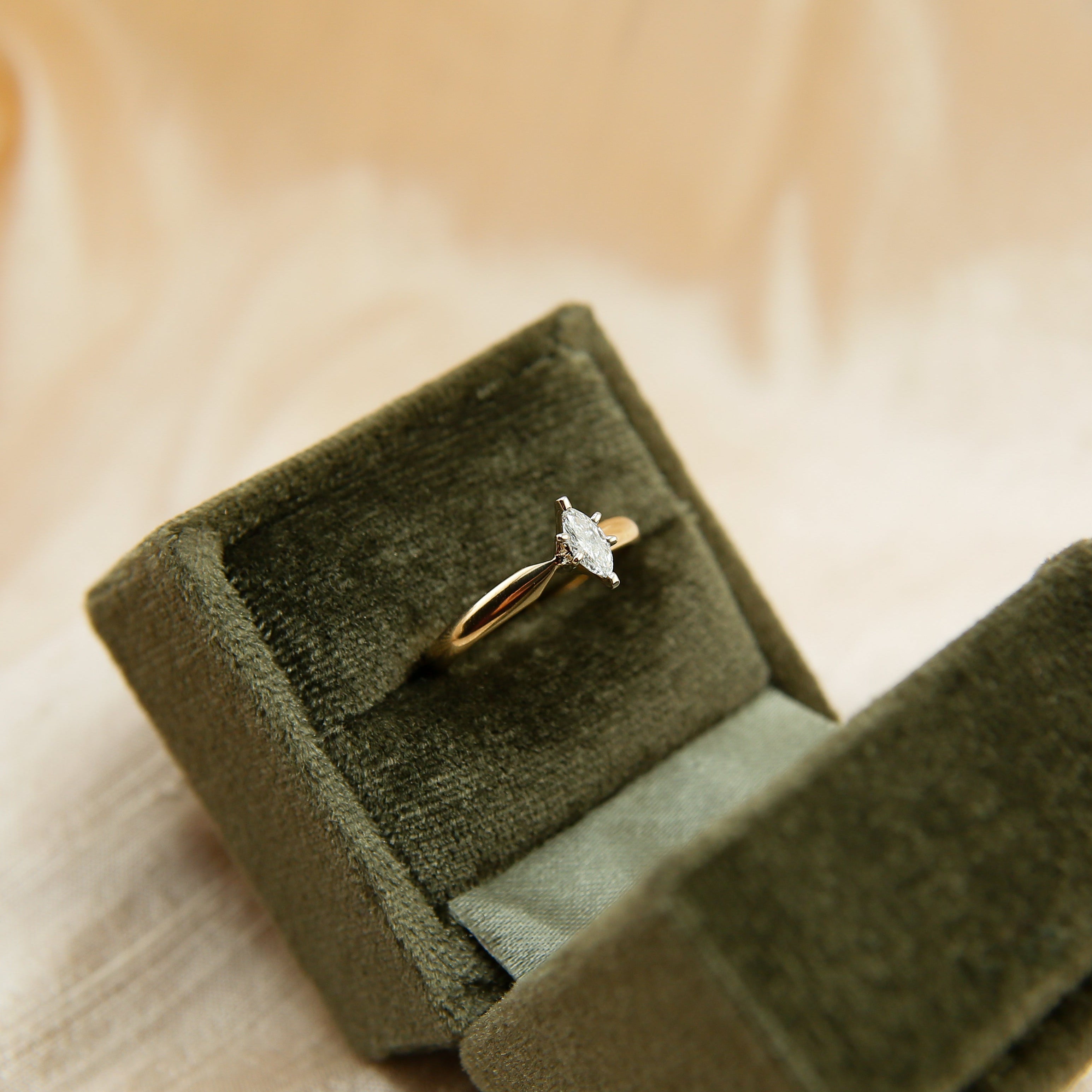 Modern 14k Marquise Solitaire Engagement Ring | sz 6.5