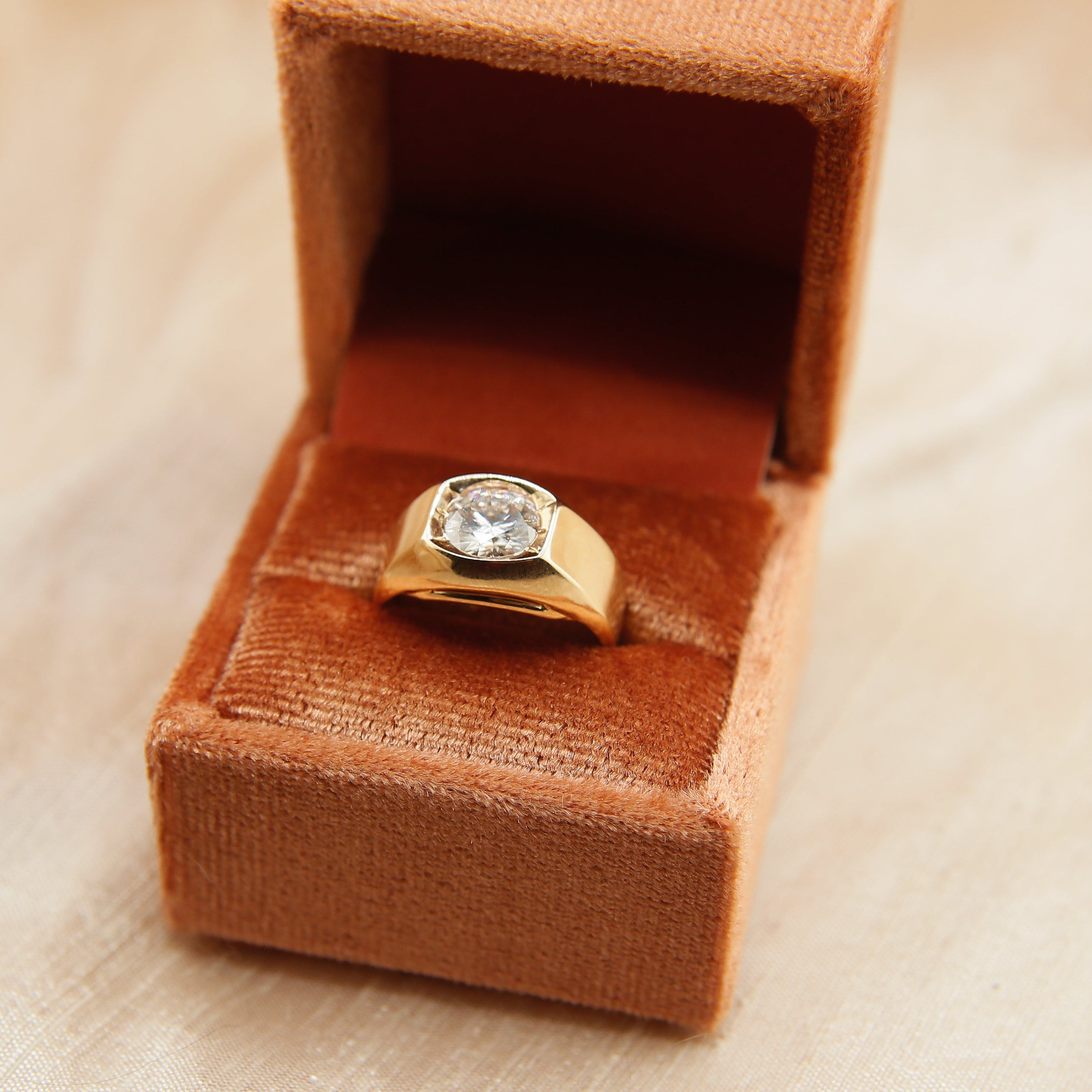 14k Vintage Moissanite Boss Ring VR116 | sz 5.5