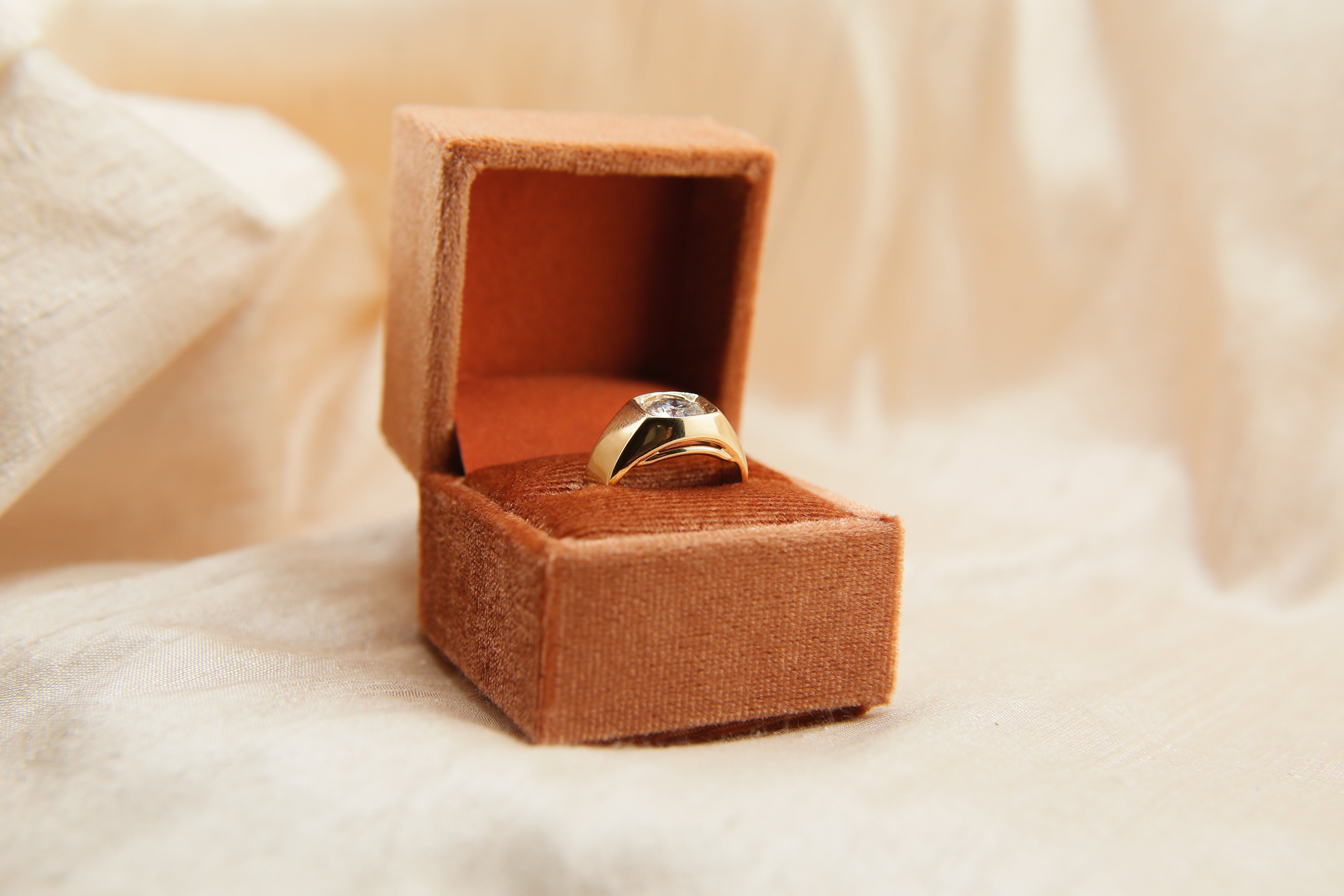 14k Vintage Moissanite Boss Ring VR116 | sz 5.5