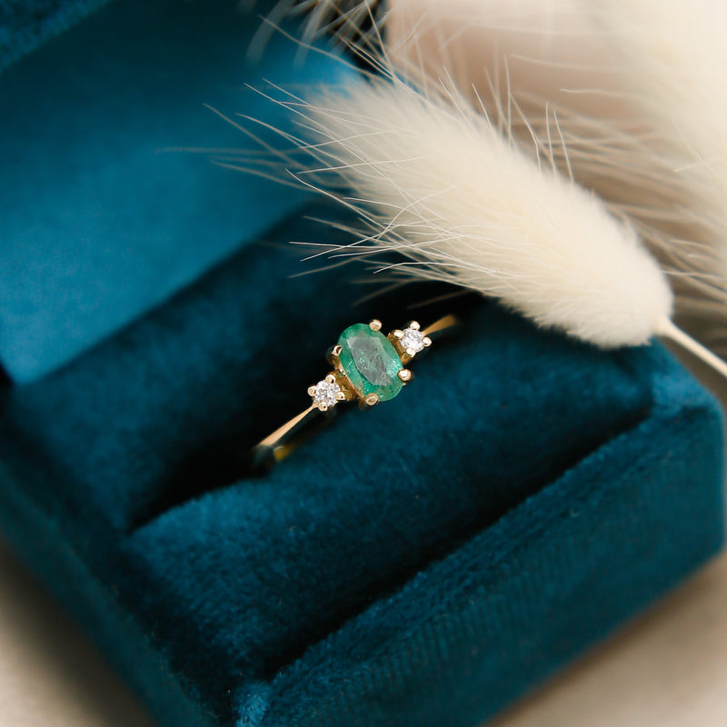 Emerald and Diamond Vintage 14k Ring | Sz 6.5