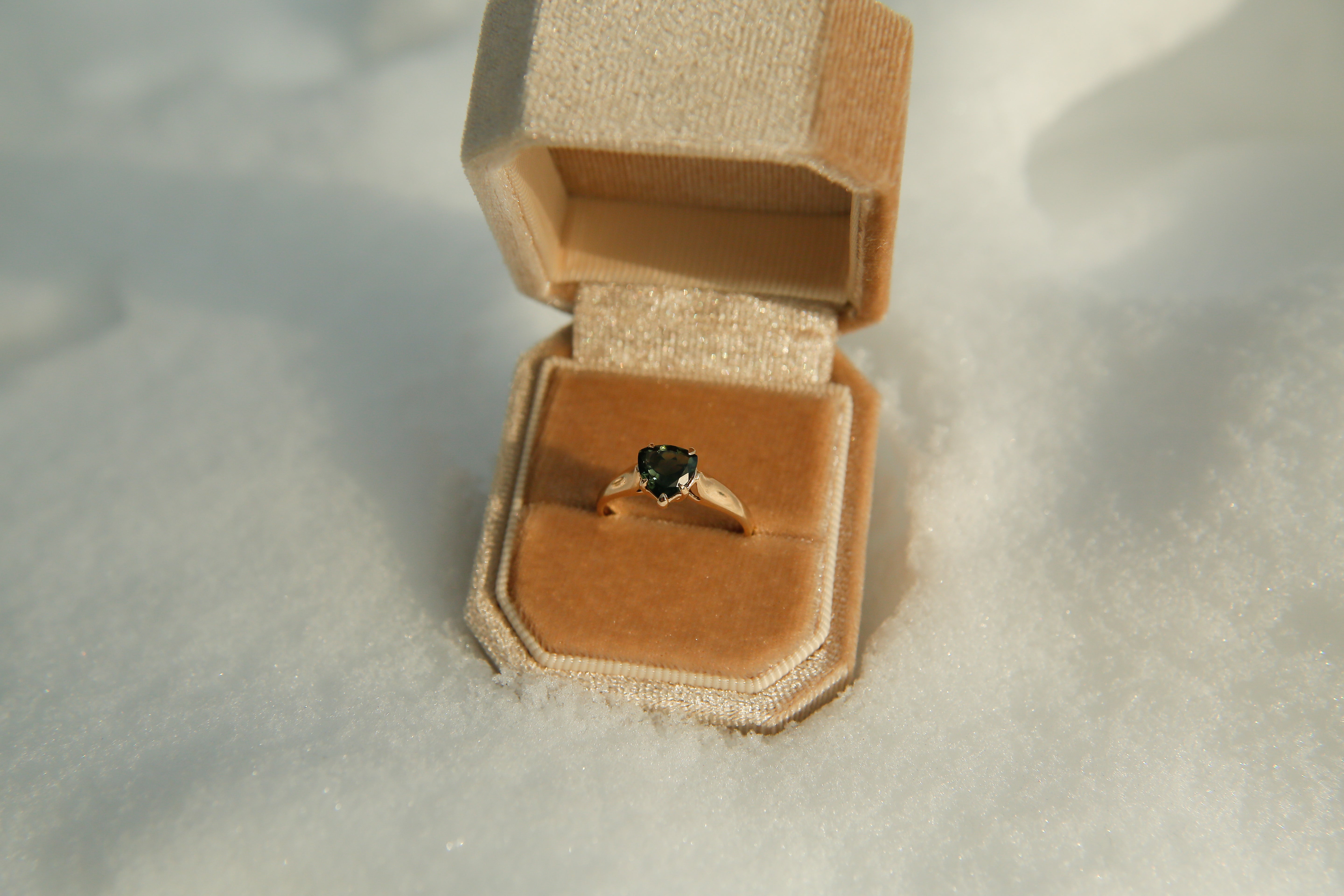 1.19ct Trillion Sapphire in 10k Vintage Setting VR198 | sz 7.25