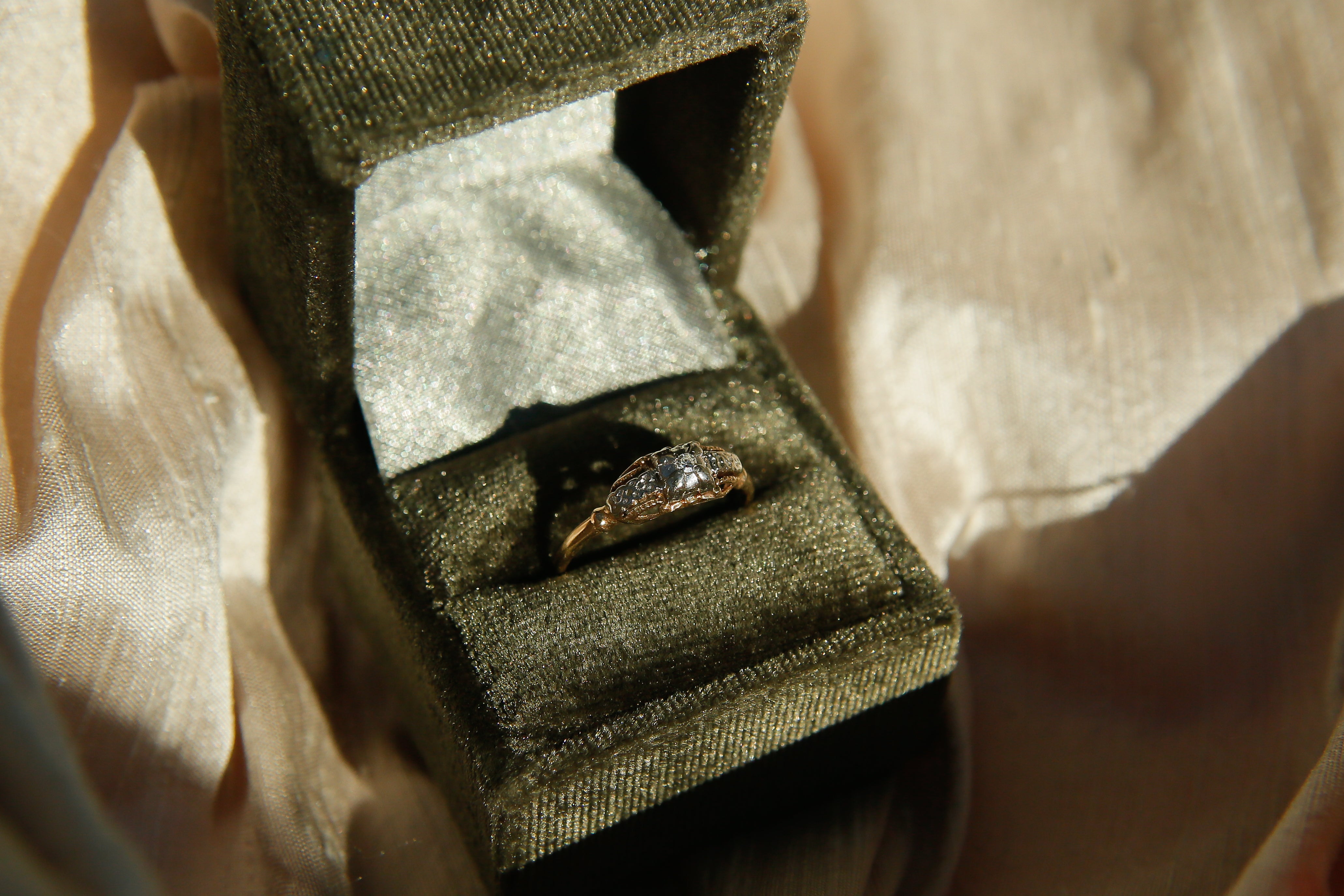 Deco Two-Tone Die Struck Birder ring | sz 6.75