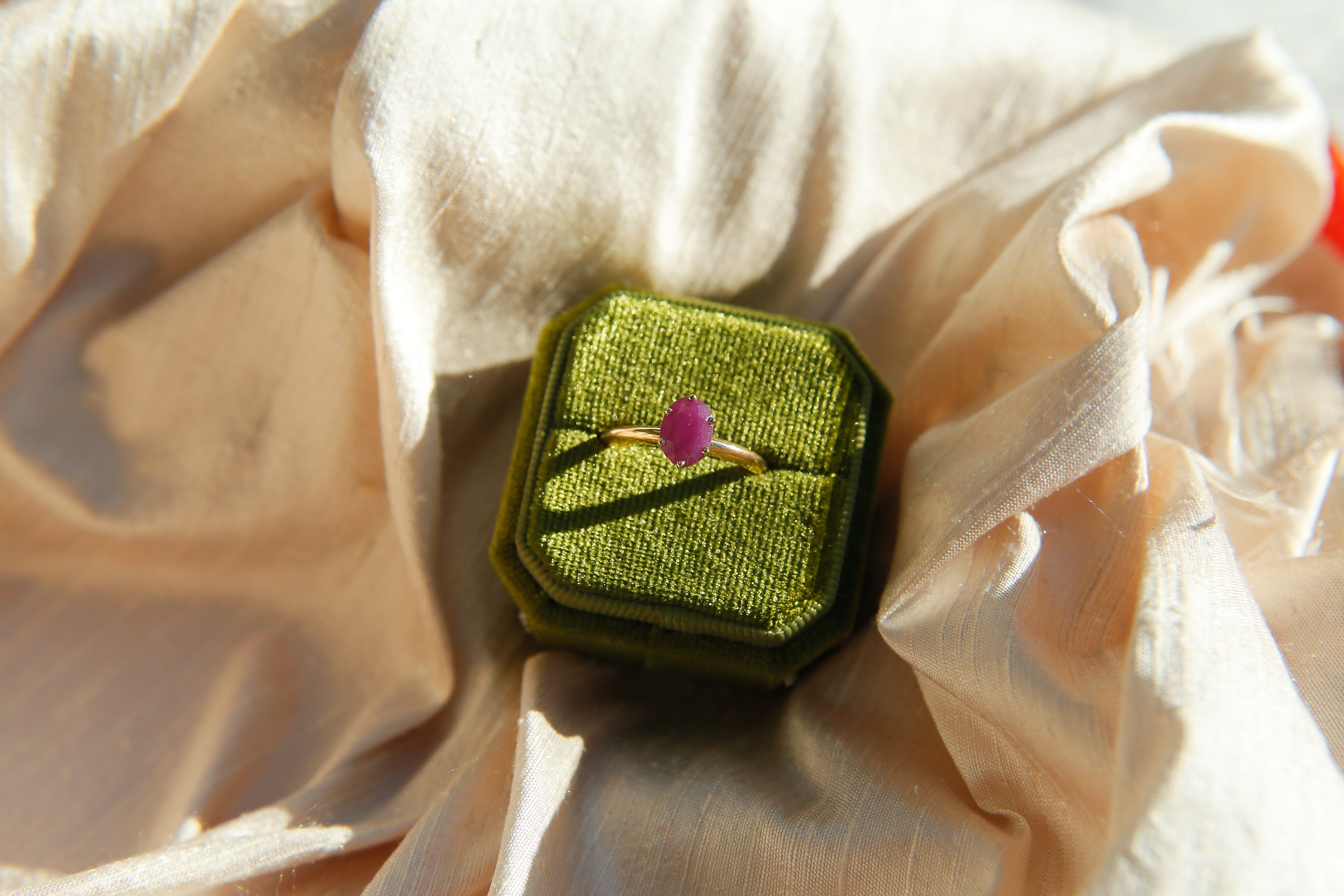 10k Antique Natural Ruby Solitaire Ring | sz 8