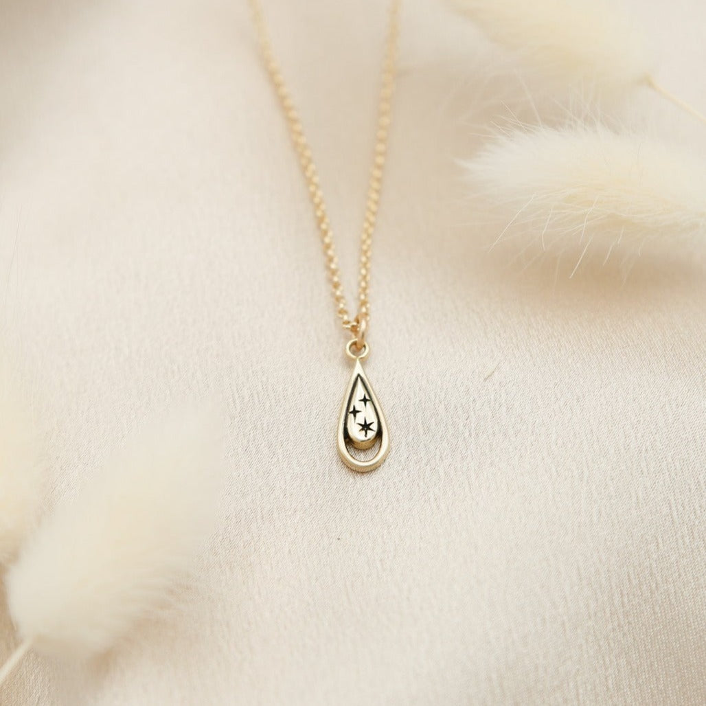 Una | Teardrop Necklace