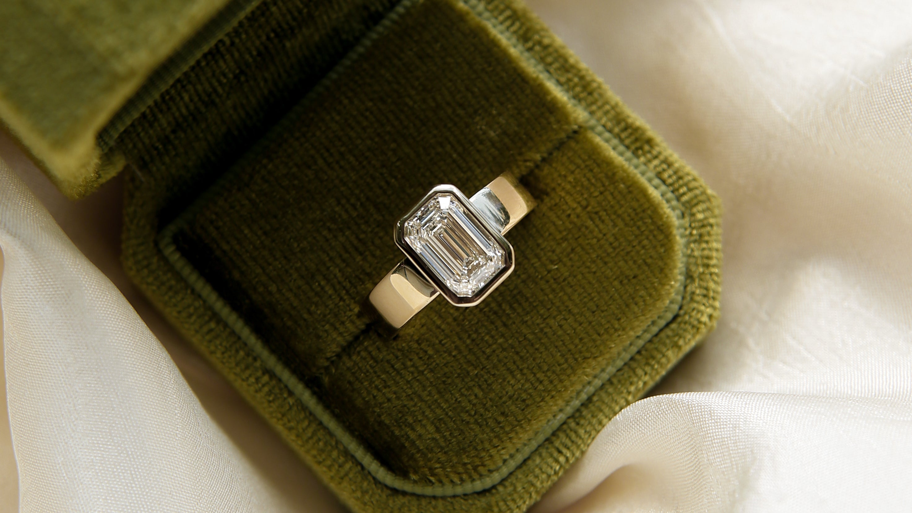 Julia 14k | Made to Order