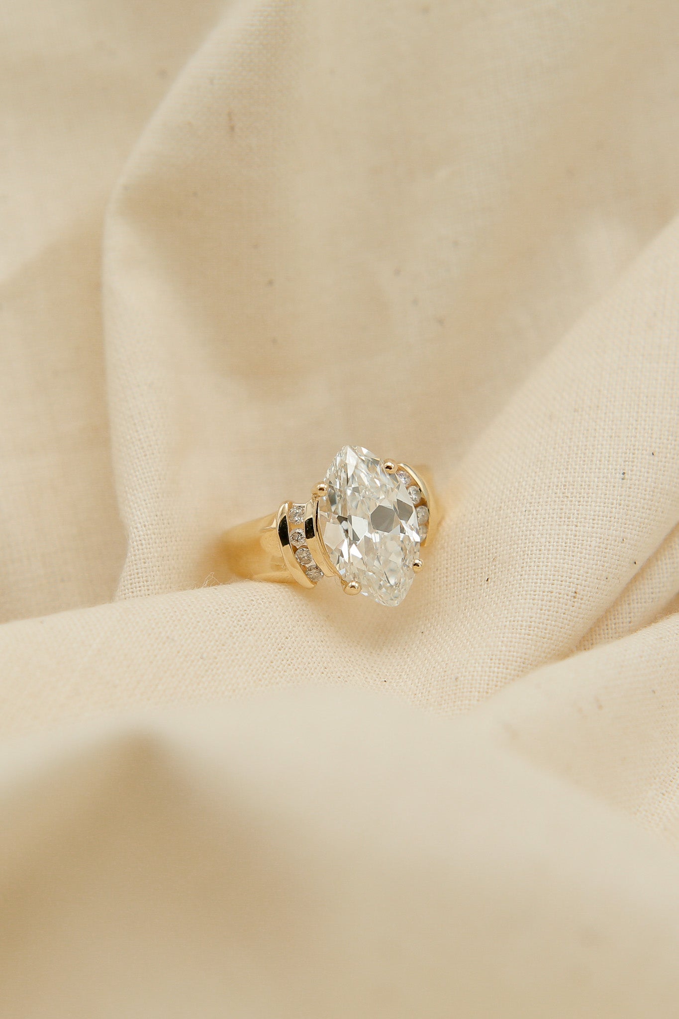 Lyn | Antique Diamond Ring