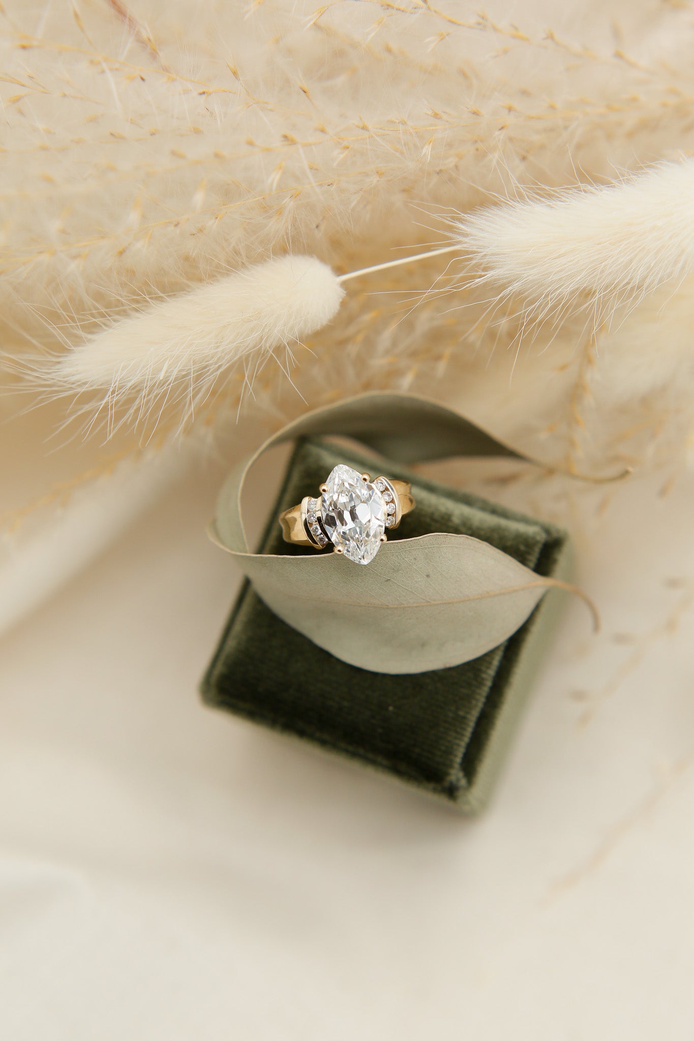 Lyn | Antique Diamond Ring