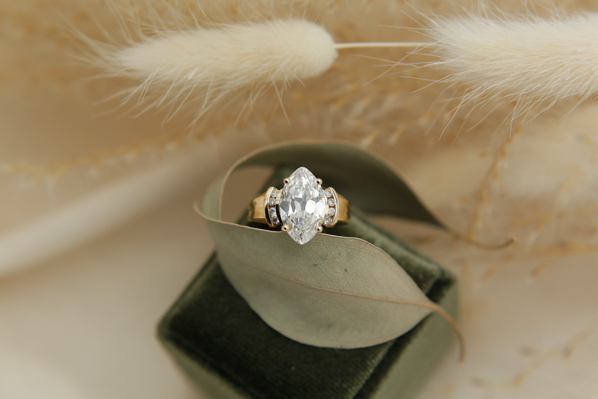 Lyn | Antique Diamond Ring