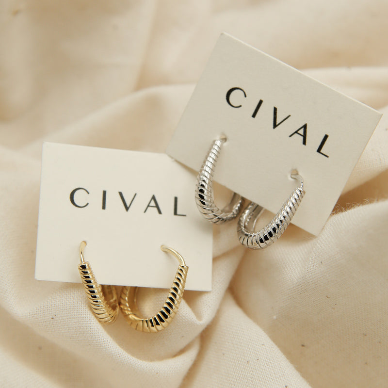 Olivia Hoops