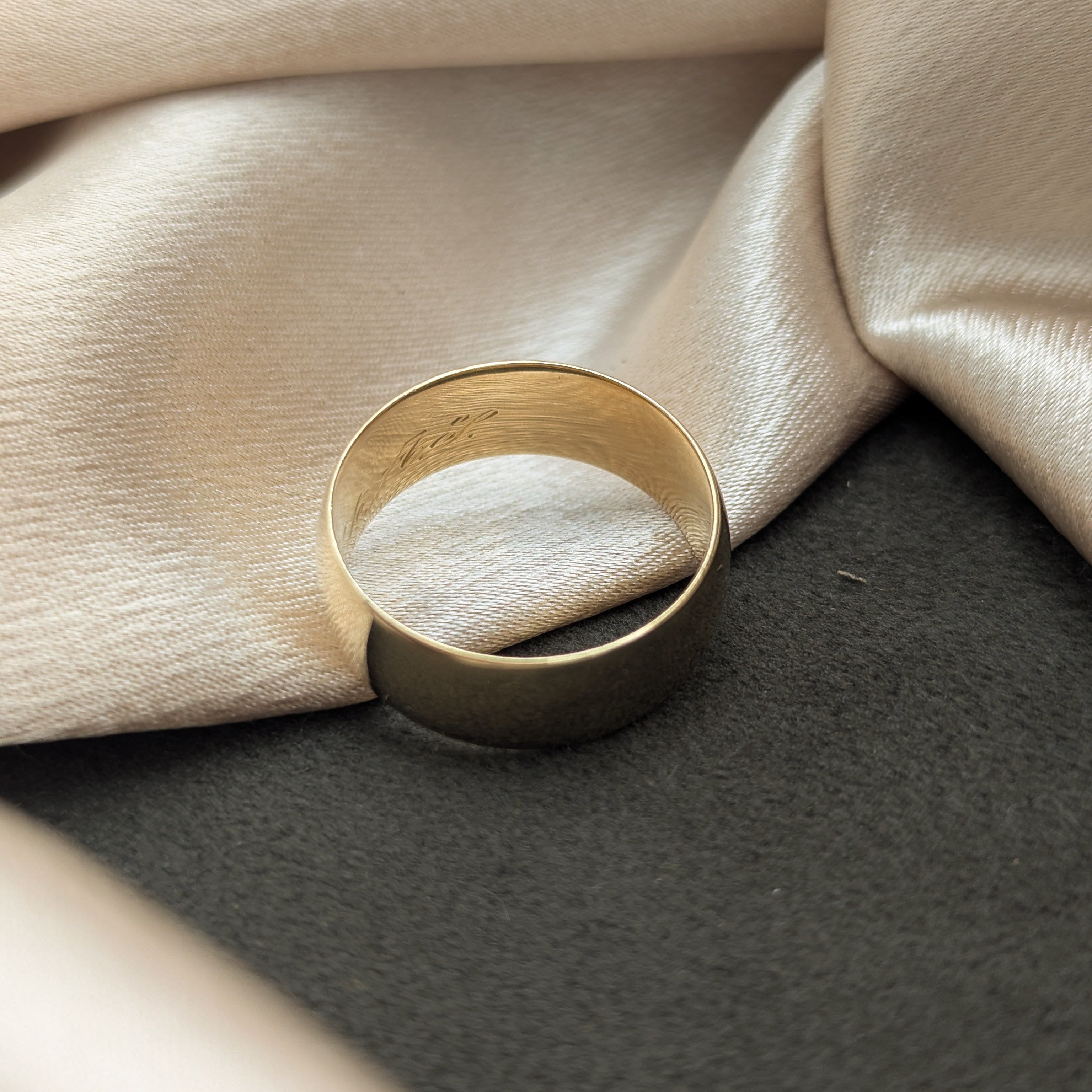 Antique Fehrs 18k Engraved Band | sz 7.75