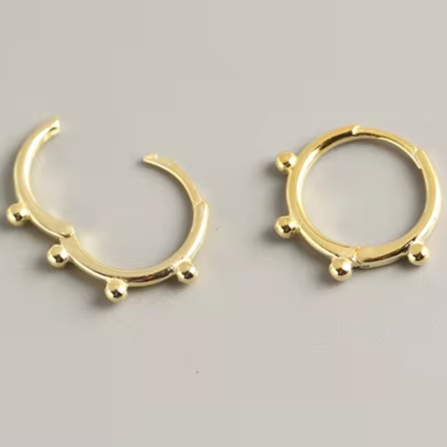 Hattie | Huggie Hoop